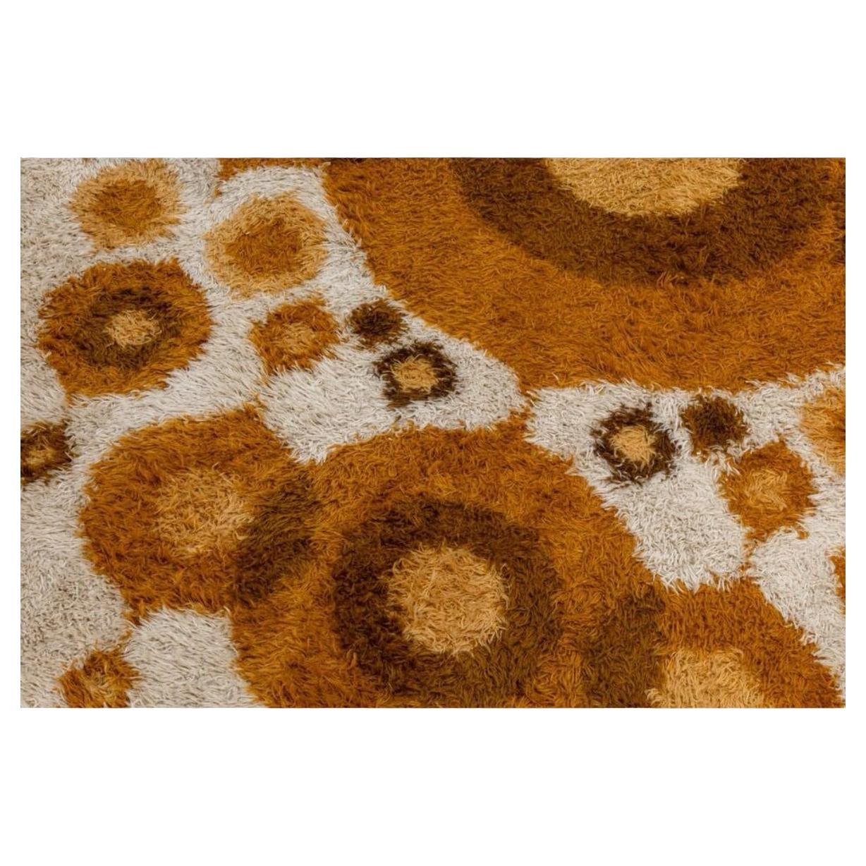 Mid-Century Modern Mid century Scandinavian white with yellow circles wool Rya Ege rug 6 x 8 For Sale