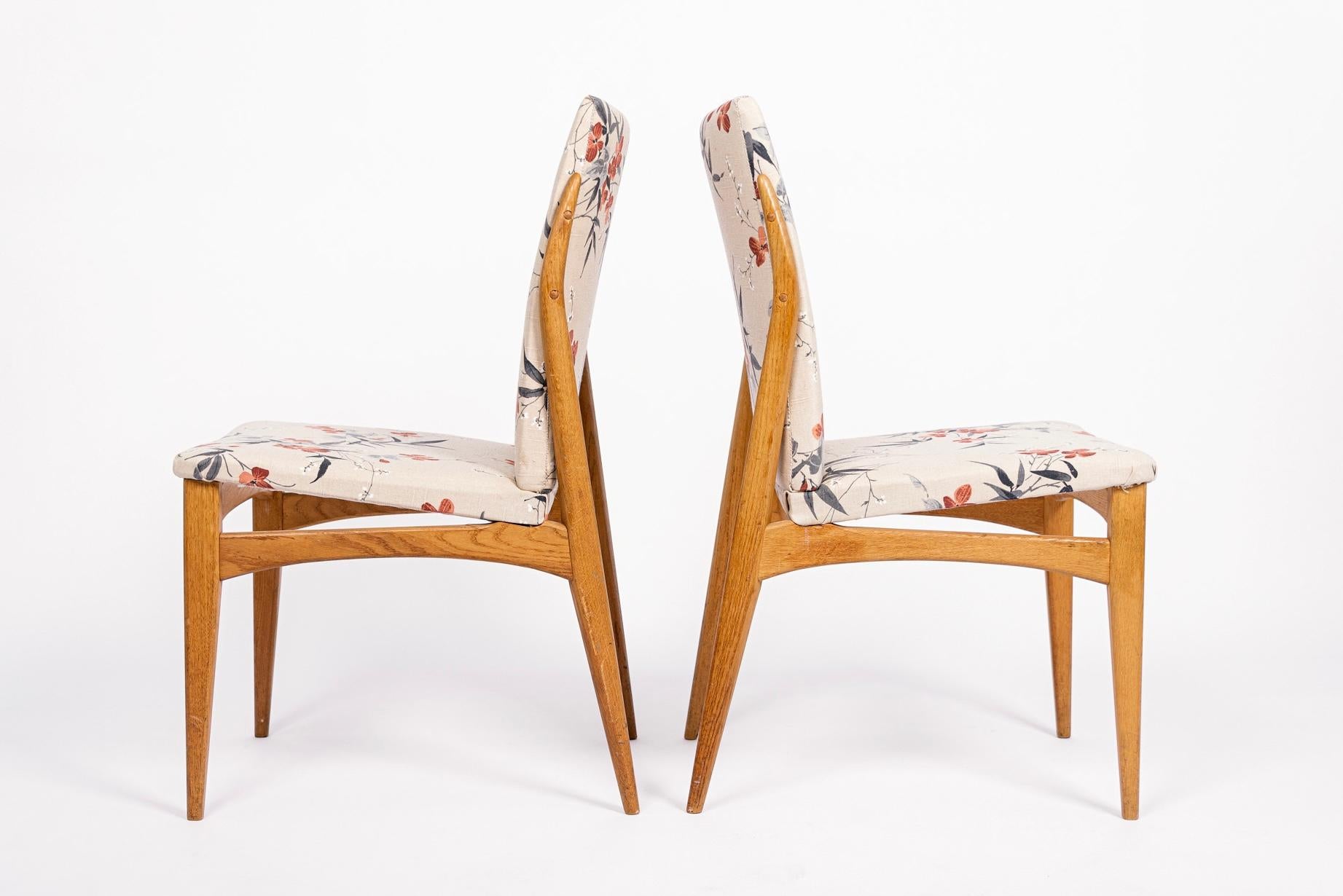 Mid Century Scandinavian Wood & Floral Fabric Side Chairs 1950s In Good Condition For Sale In Detroit, MI