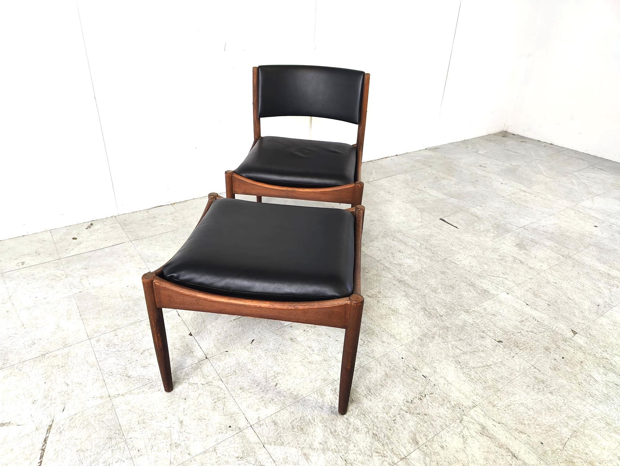 Silla de salón escandinava de mediados de siglo con taburete, años 60 en venta 1