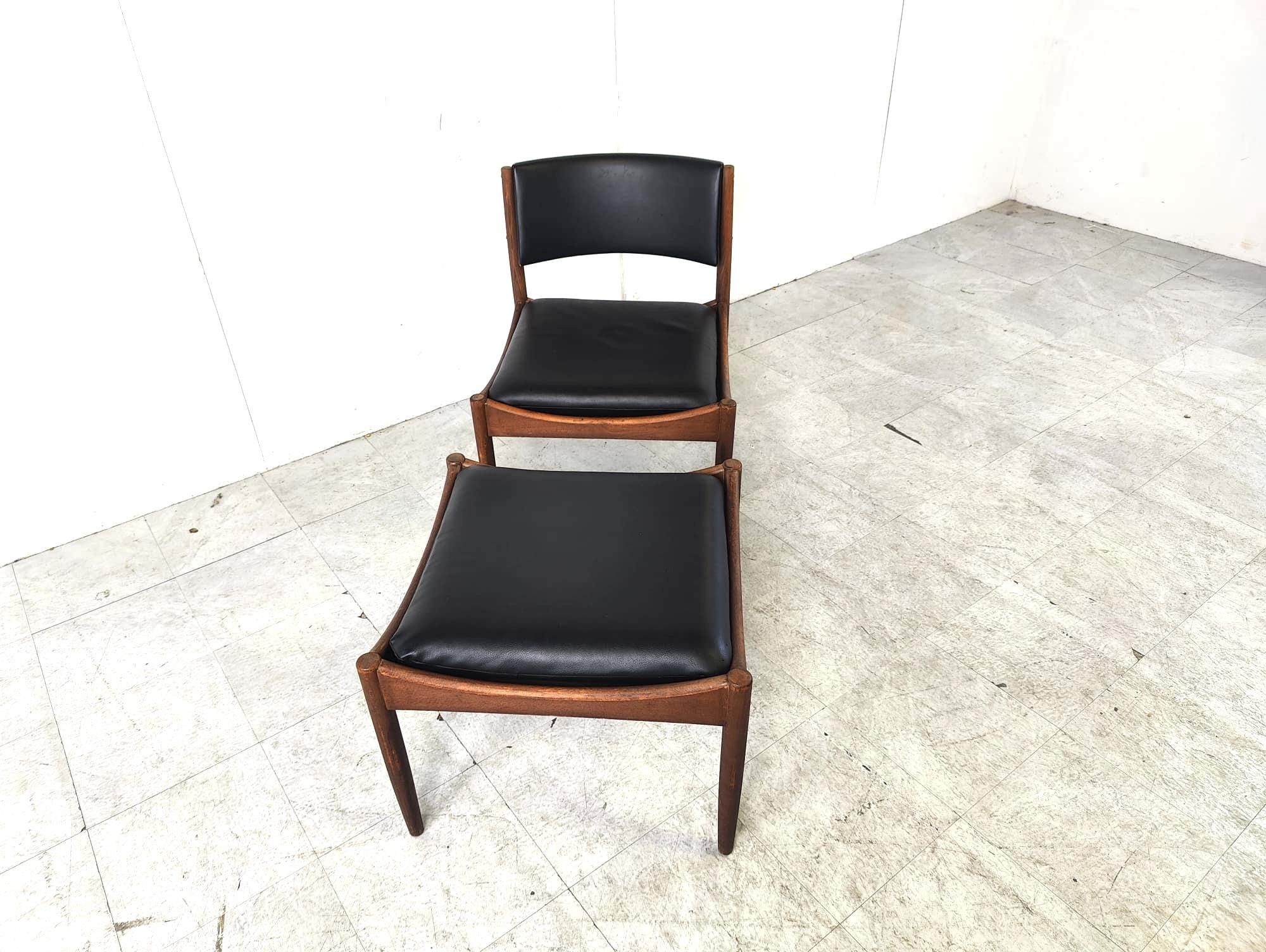 Silla de salón escandinava de mediados de siglo con taburete, años 60 en venta 2