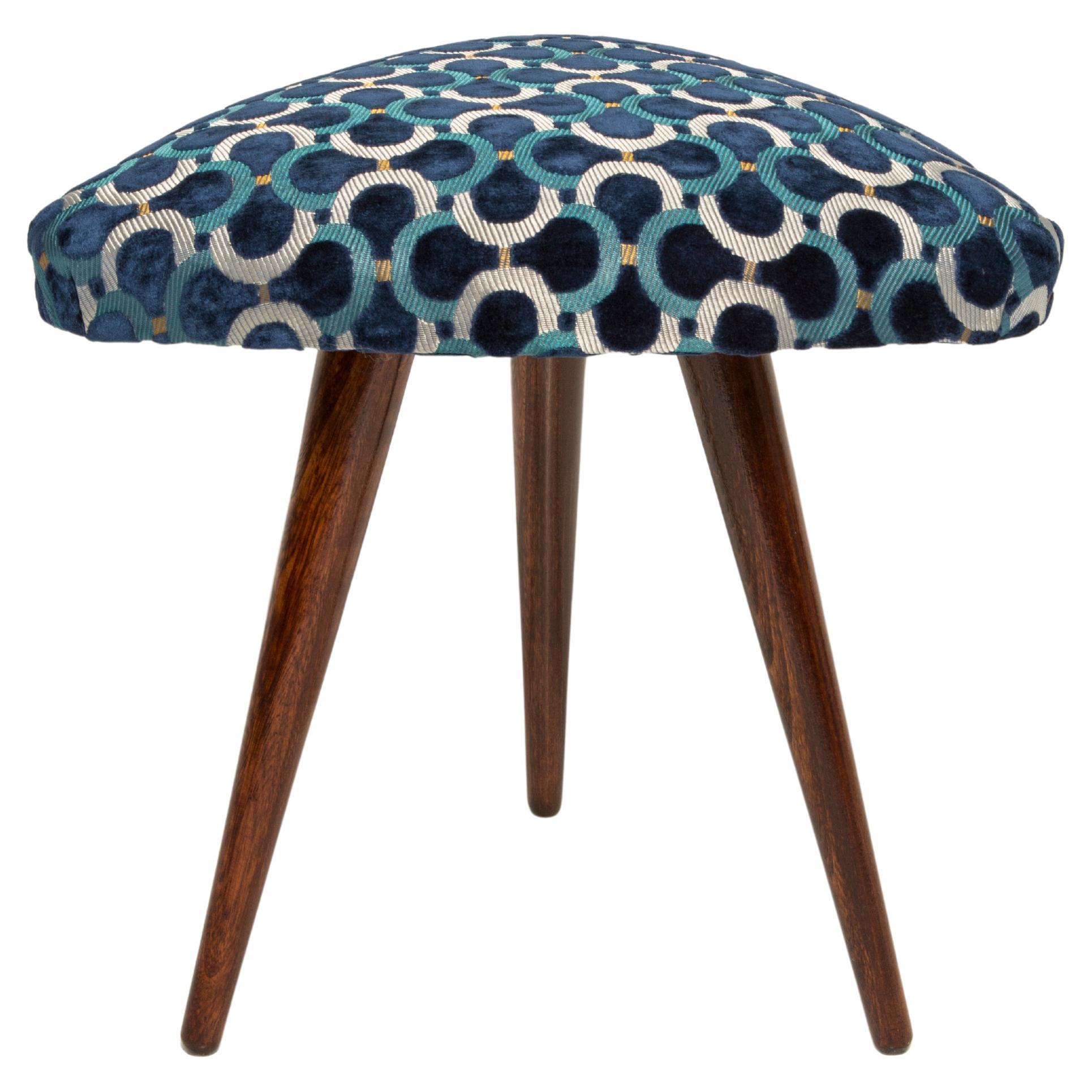 Mid Century Scarabeo Blue Velvet Dedar Triangle Stool, Europe, 1960s For Sale