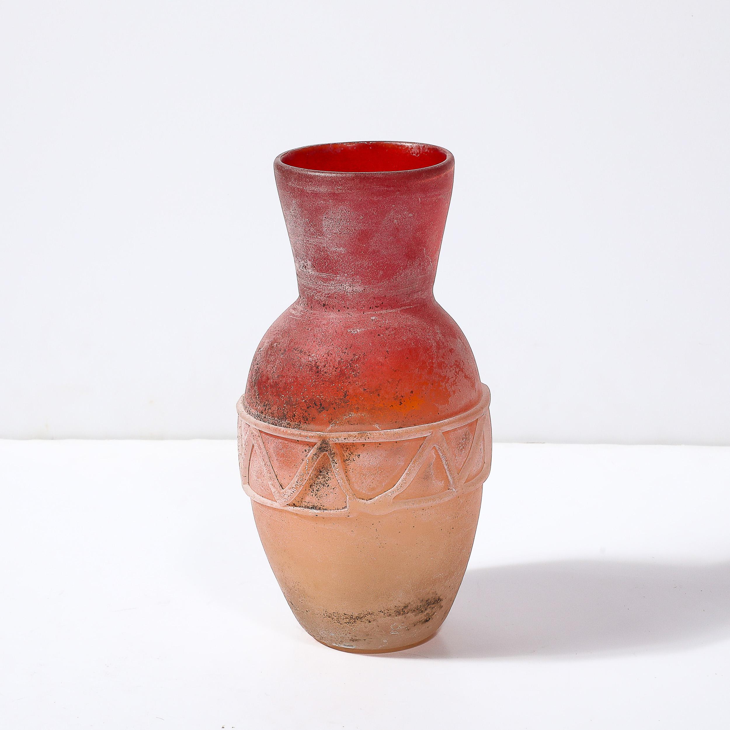 Mid-Century Scavo Finished Hand-Blown Murano Glass Vase by Ermanno Nason For Sale 1