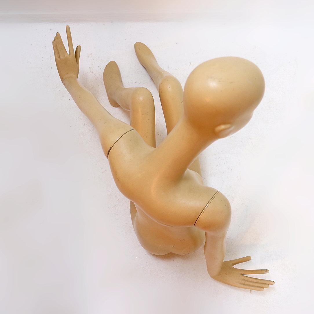 Manichino divisibile Schläppi di metà secolo - Svizzera Circa 1960
Collection'S - Decorazione per sculture
Graffi e segni - See One 
Misure: 84x35cm H. 70cm 
Usura coerente con l'età e l'uso: See One
