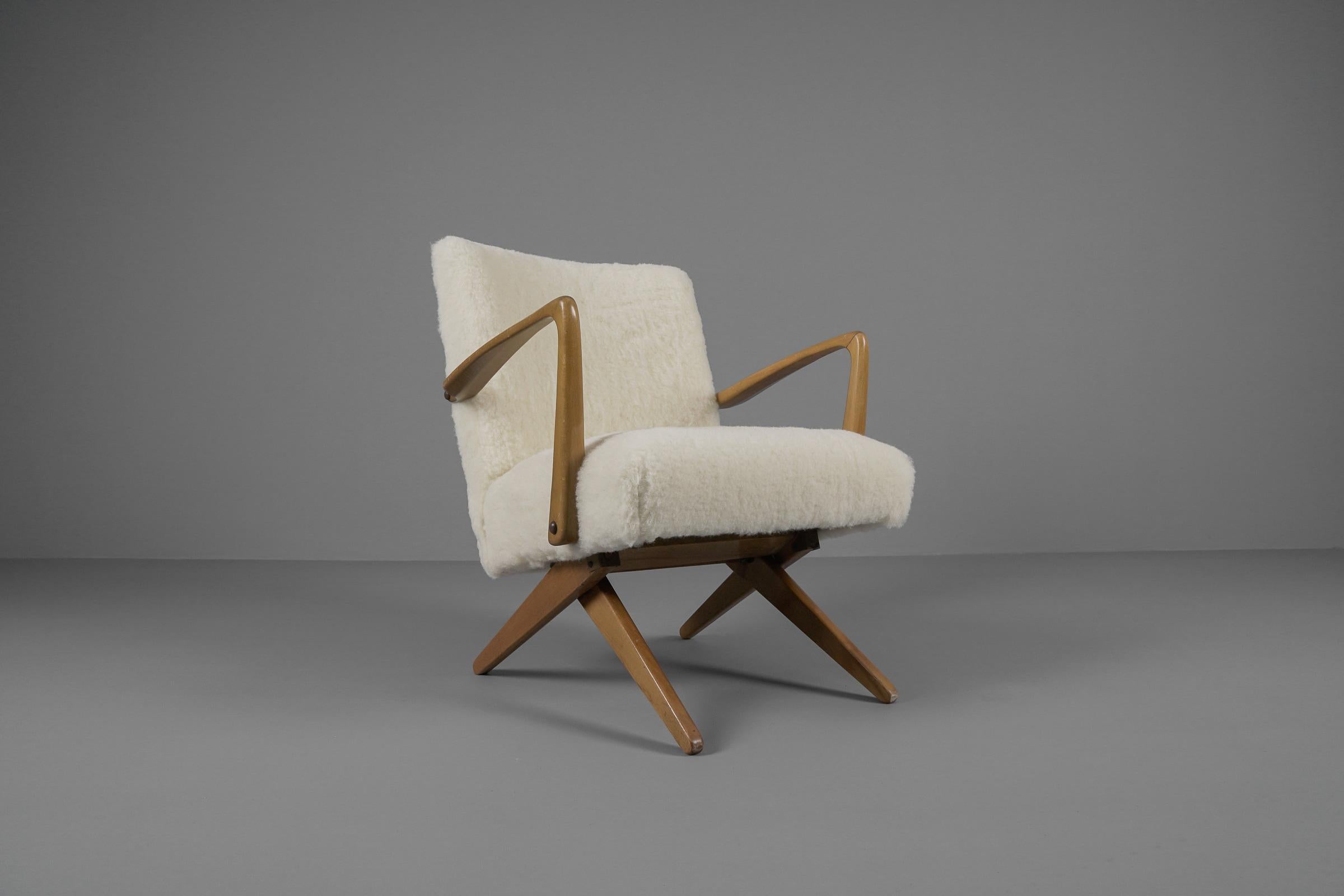 Mid-Century moderno Sedia / poltrona a forbice del metà del secolo, due in uno con un ottimo meccanismo di piegatura in vendita