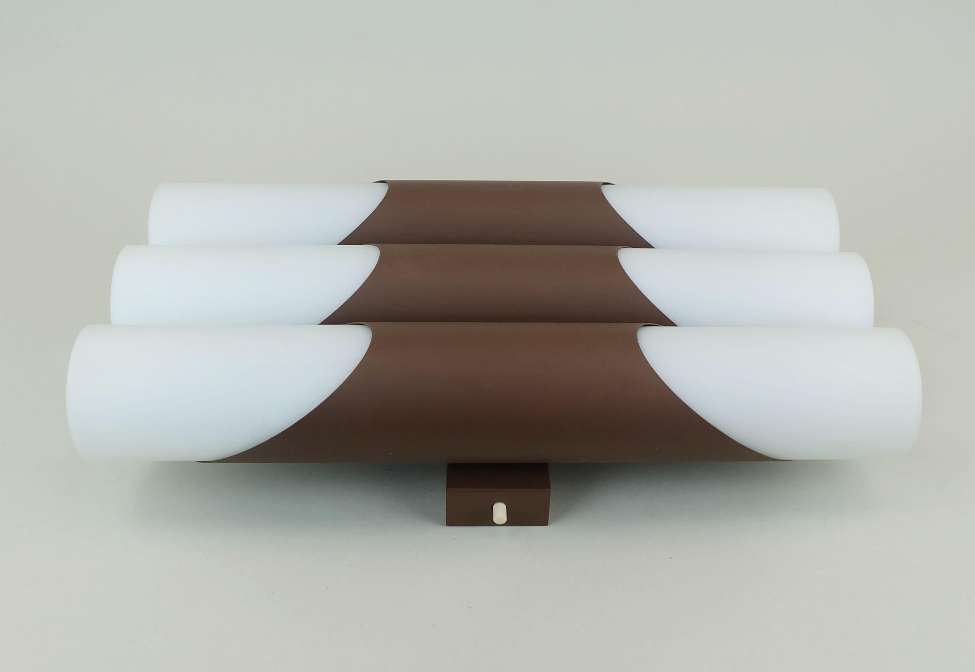 Mid-Century moderno Lampada da parete ad applique di metà secolo, design klaus link per neuhaus-leuchten 1960 in vendita