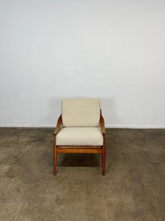 Midcentury Scoop Arm Oak Lounge Chair