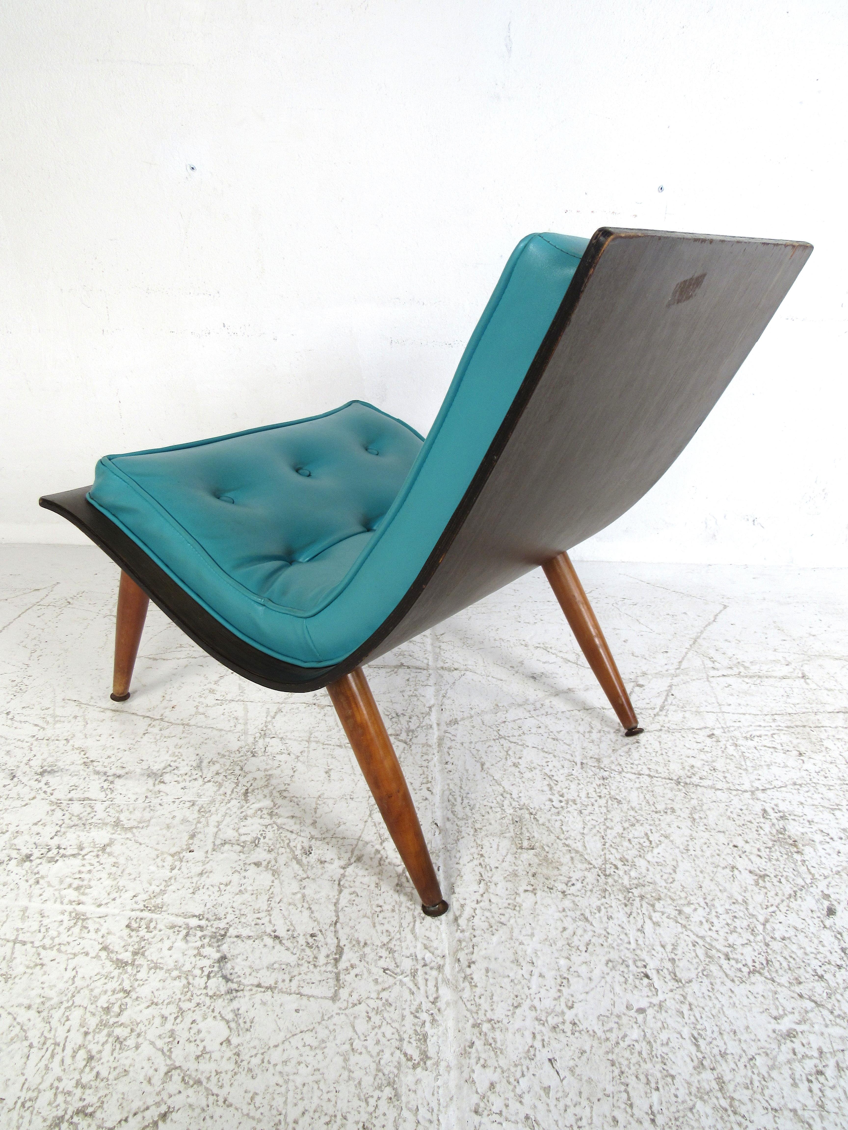 Midcentury Scoop Chair with Ottoman 14