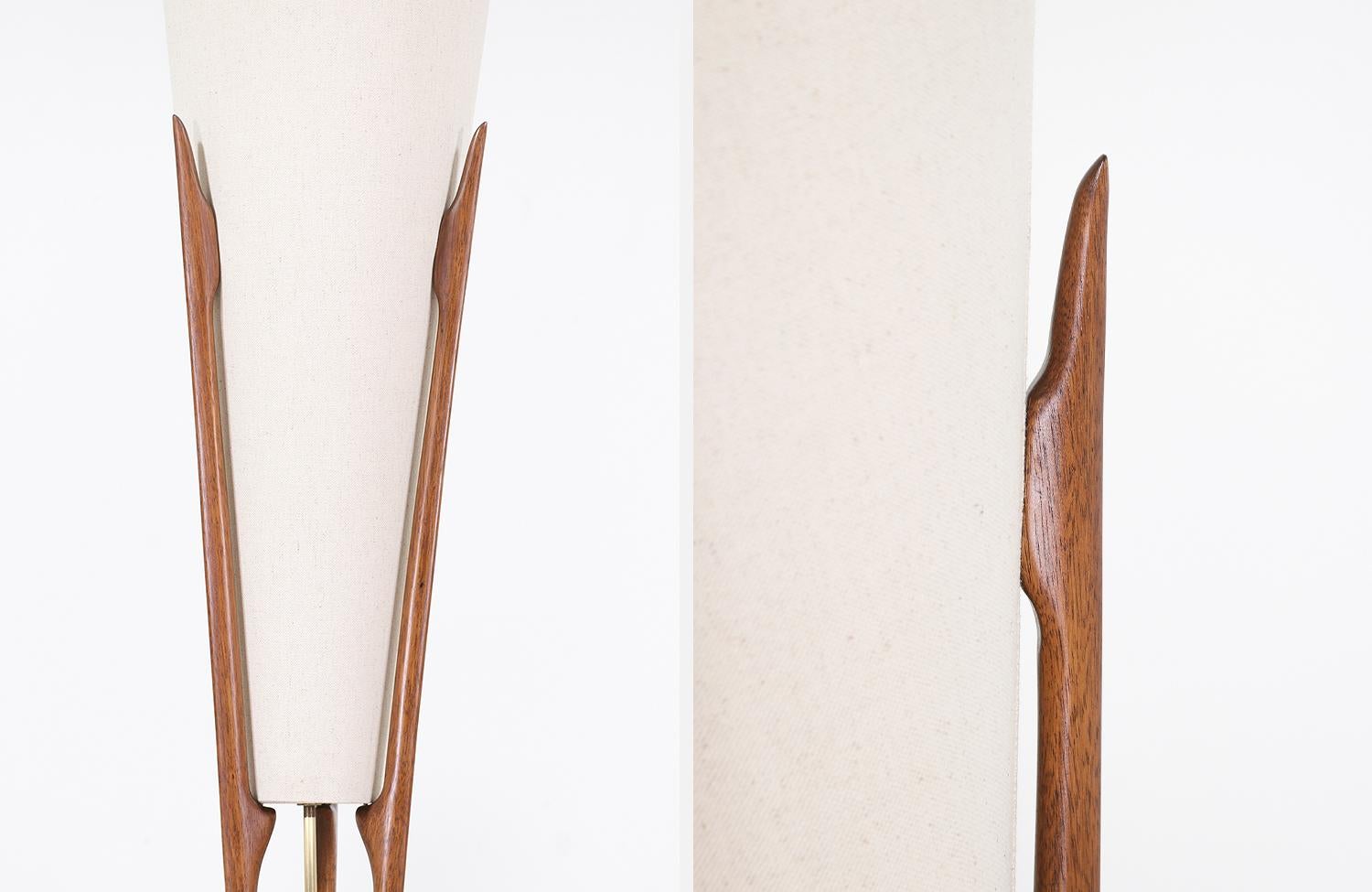 Midcentury Sculpted Floor Lamp by Modeline In Excellent Condition In Los Angeles, CA