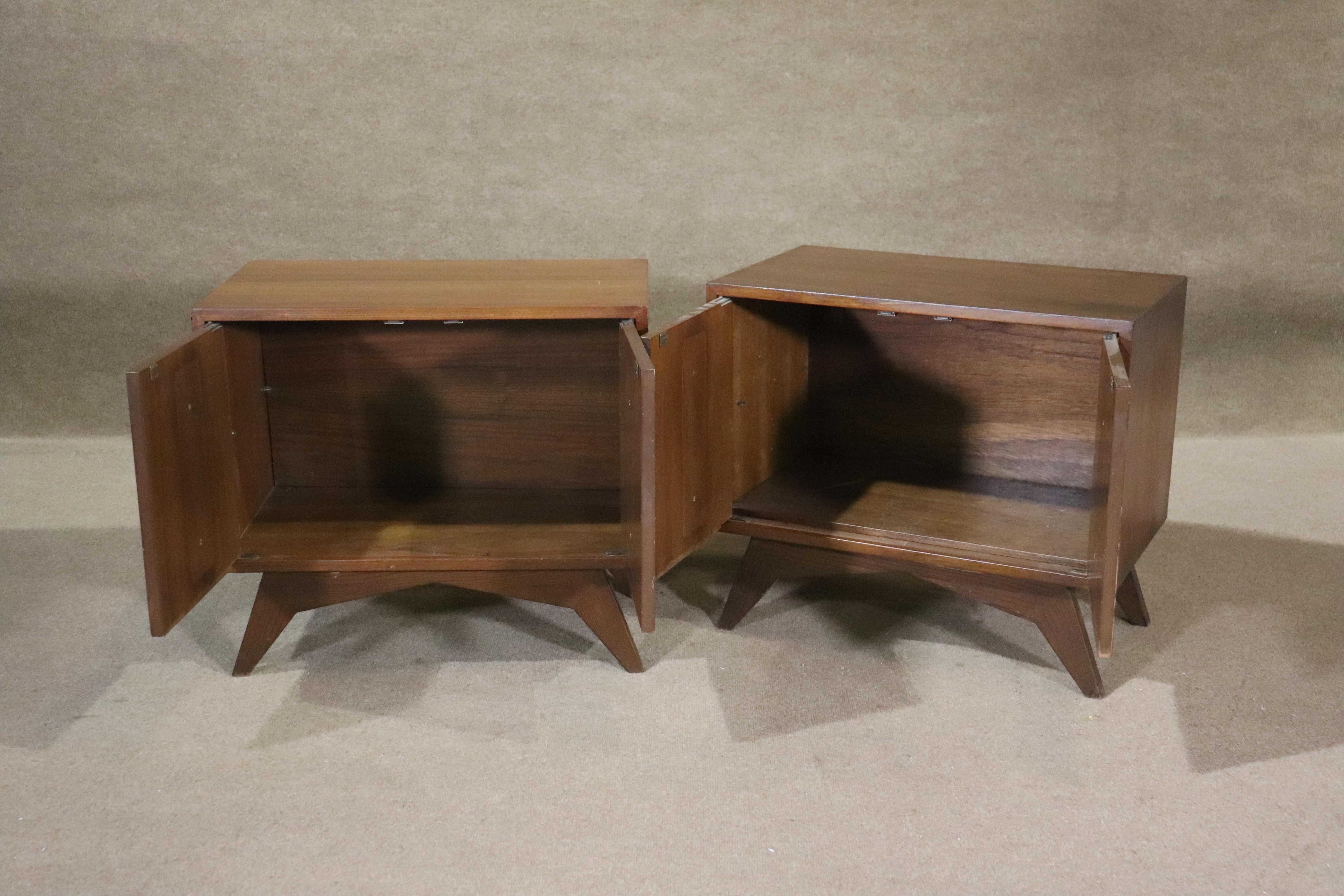 Mid-Century Modern Mid-Century Sculpted Front End Tables For Sale