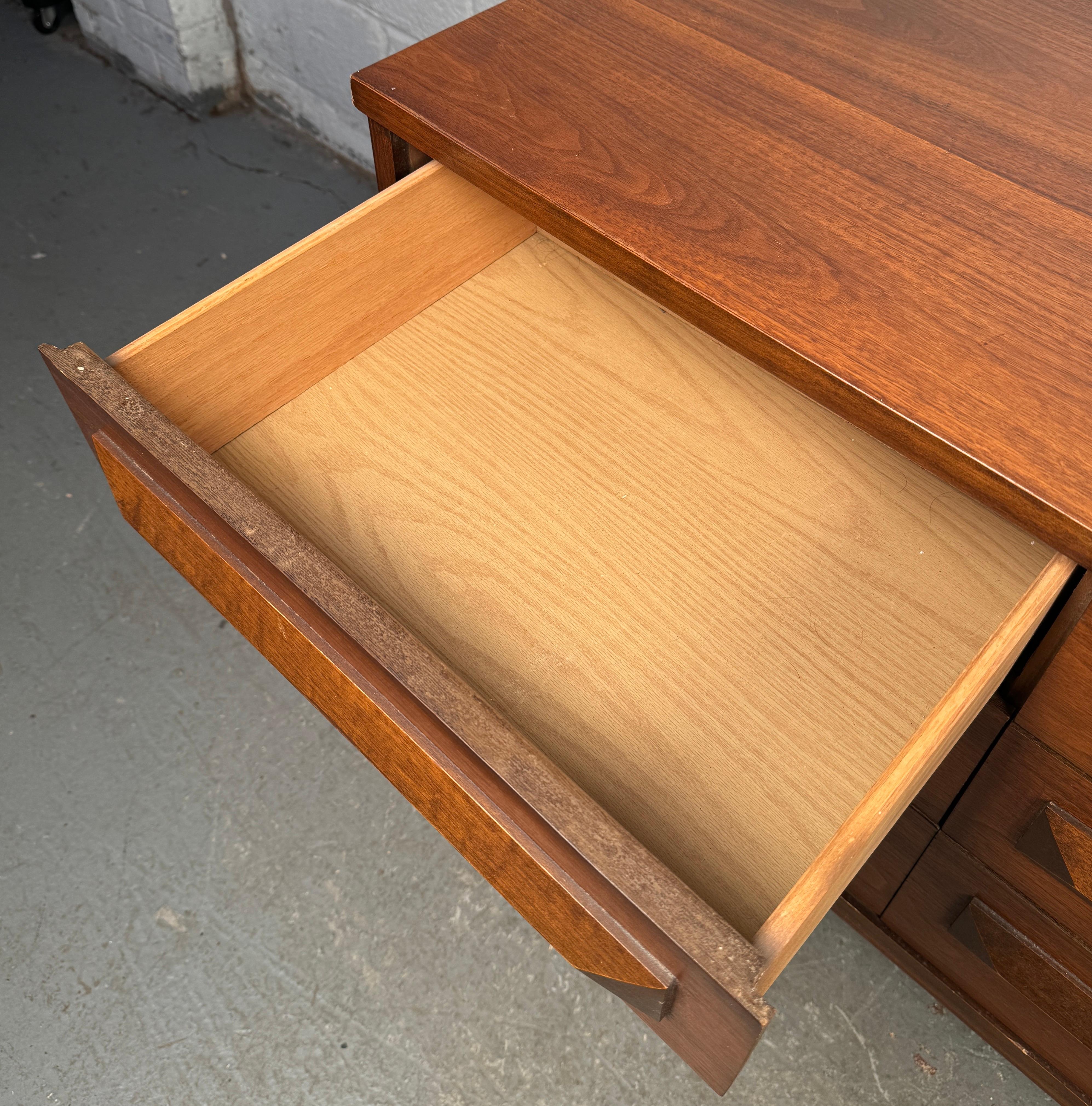 Mid-Century Sculpted Nine Drawer Dresser For Sale 5