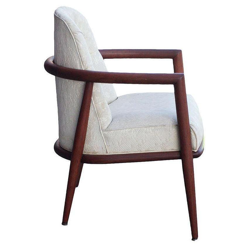 Américain Chaise d'appoint en teck sculpté du milieu du siècle dernier par T.H. Robsjohn-Gibbings Widdicomb en vente