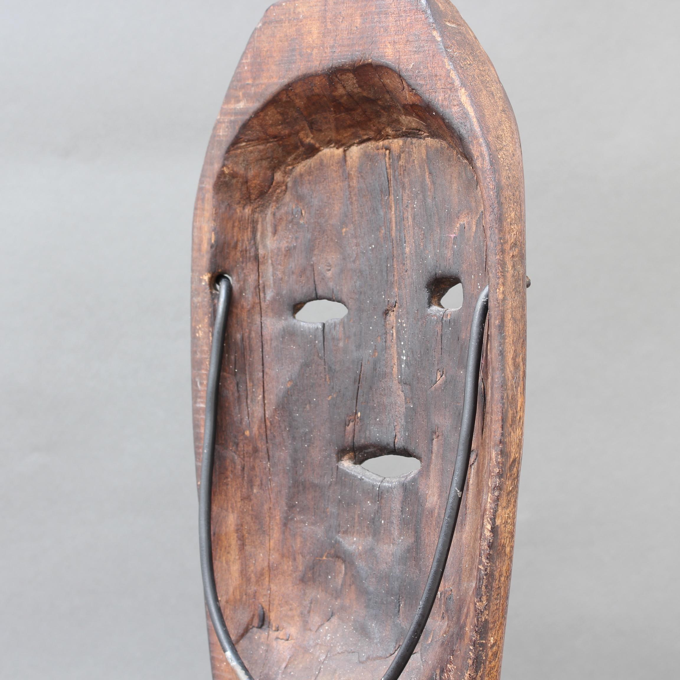 Midcentury Sculpted Wooden Traditional Mask from Timor Island, Indonesia 4