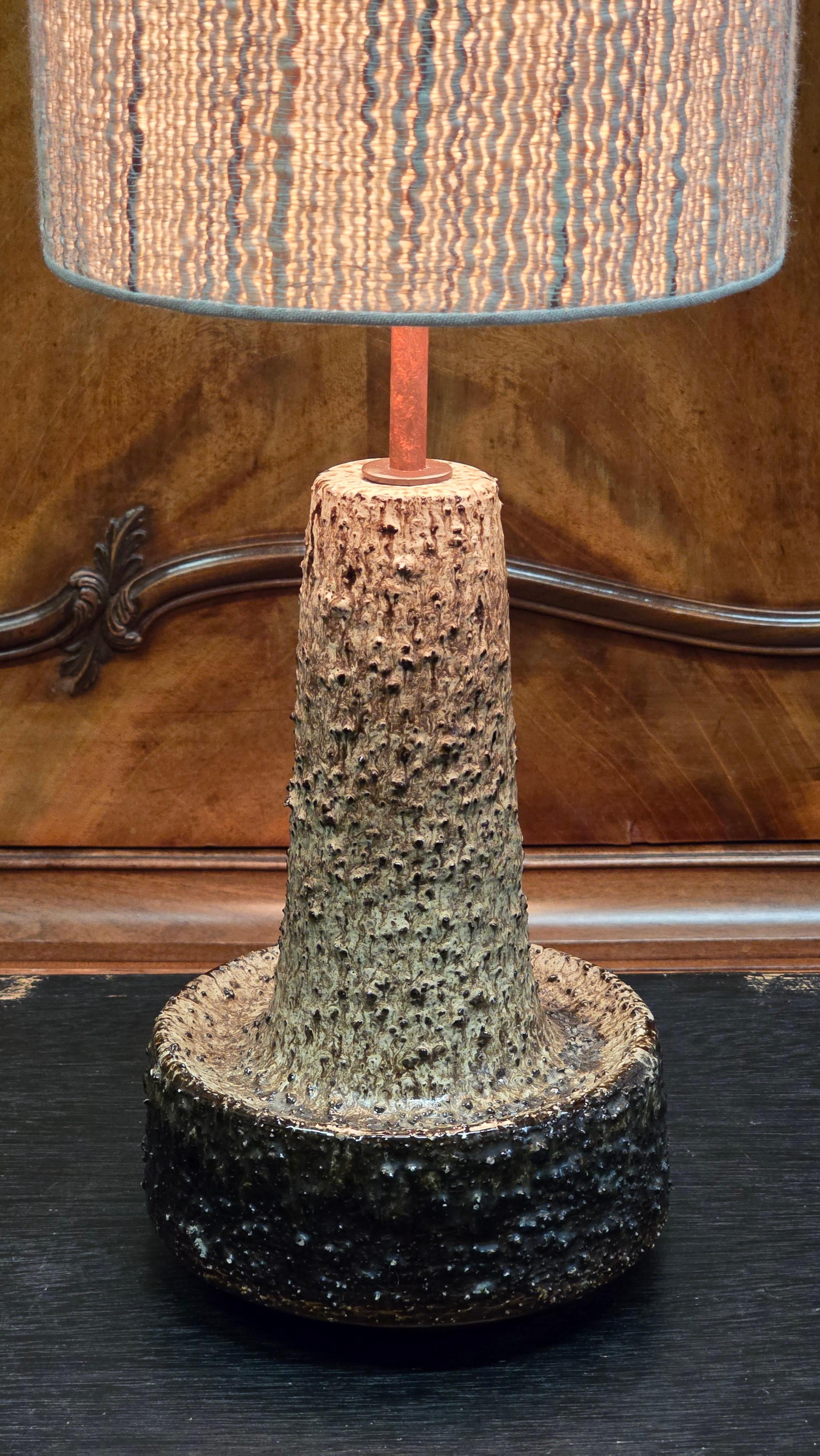 Lampe de table d'appoint sculpturale du milieu du siècle Bon état - En vente à Antwerp, BE