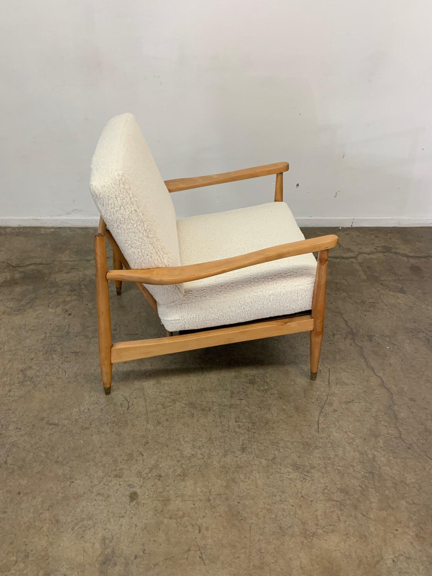 Mid Century Sculptural Alder Lounge Chair in Sherpa For Sale 9