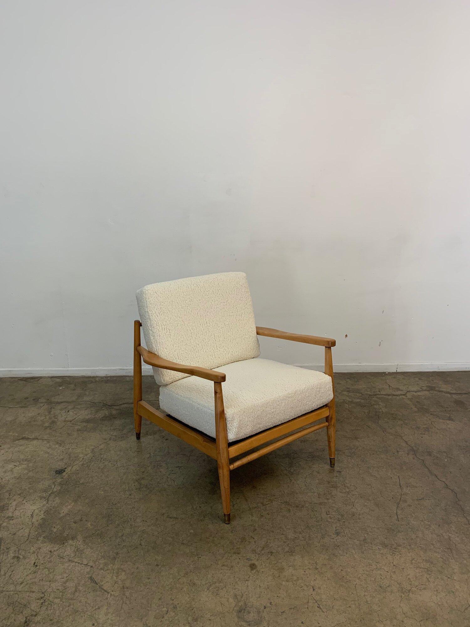 Mid Century Sculptural Alder Lounge Chair in Sherpa For Sale 1