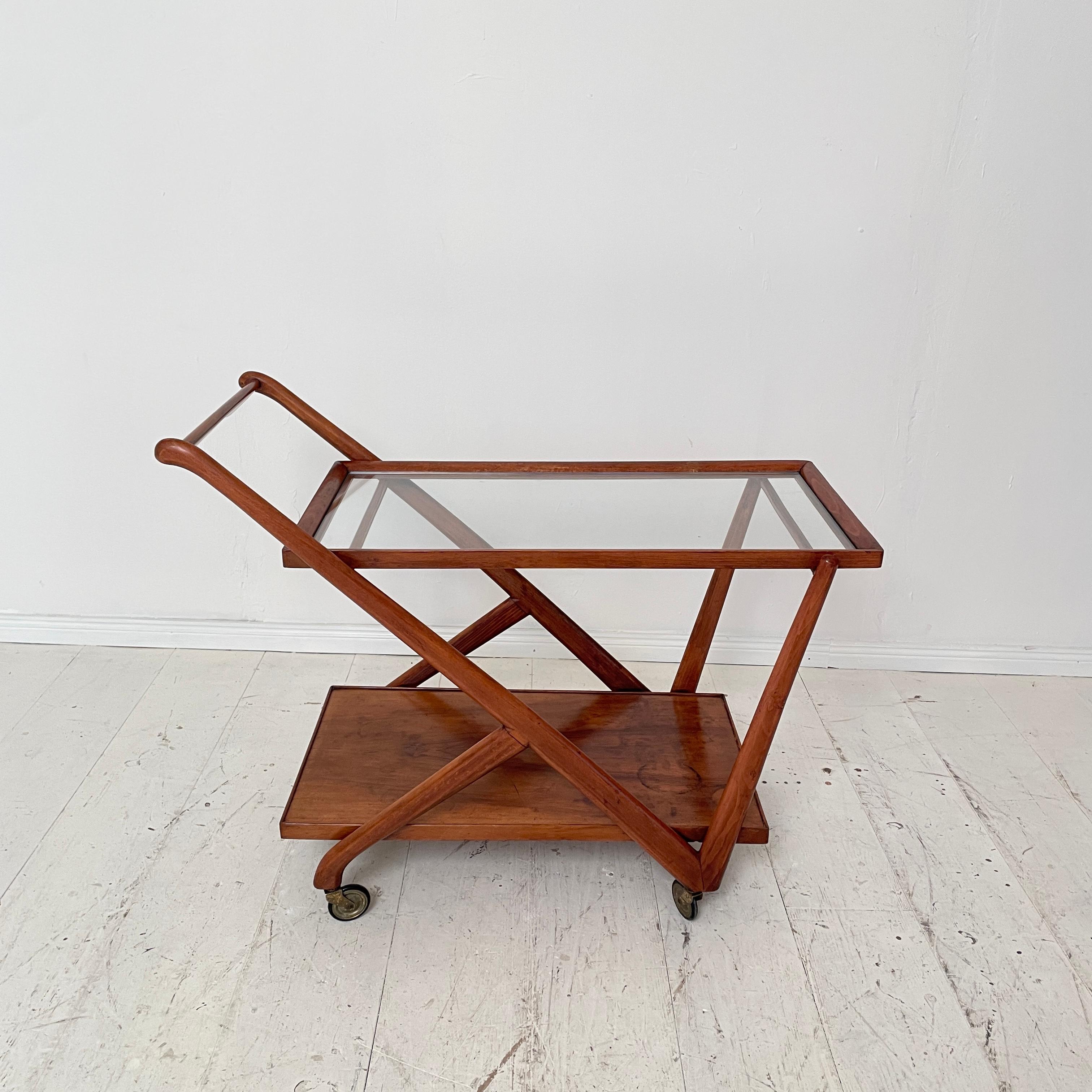 Italian Mid-Century Sculptural Bar Cart by Cesare Lacca in Light Brown Walnut, 1950s