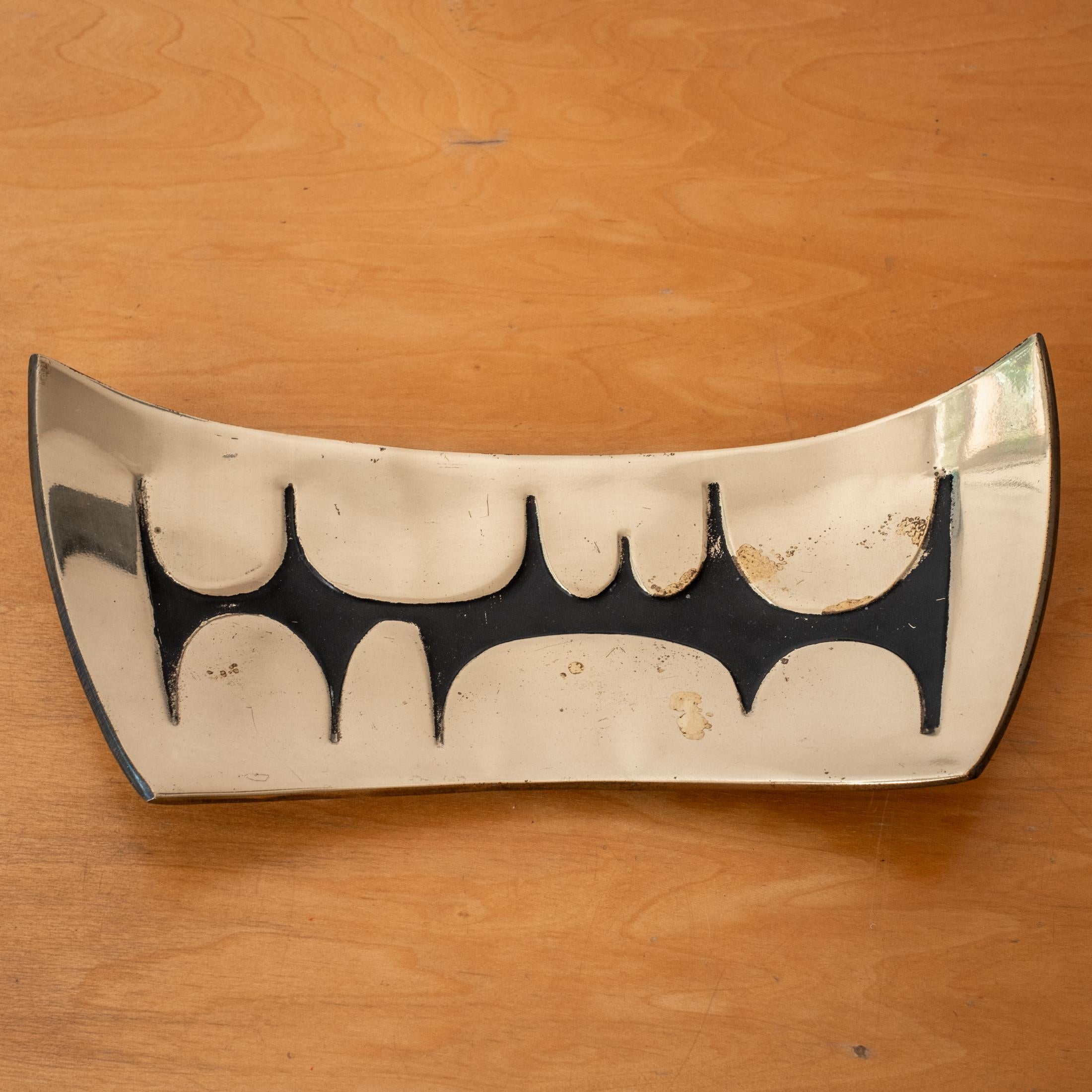 Mid Century Sculptural Brass Catch All Tray by Ben Seibel for Jenfred-Ware For Sale 1