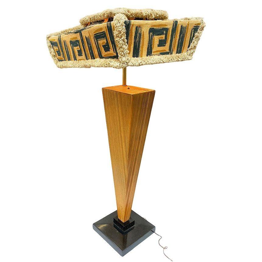 Lampadaire sculptural angulaire postmoderne dans le style de Paul Frankl Excellent état - En vente à Van Nuys, CA