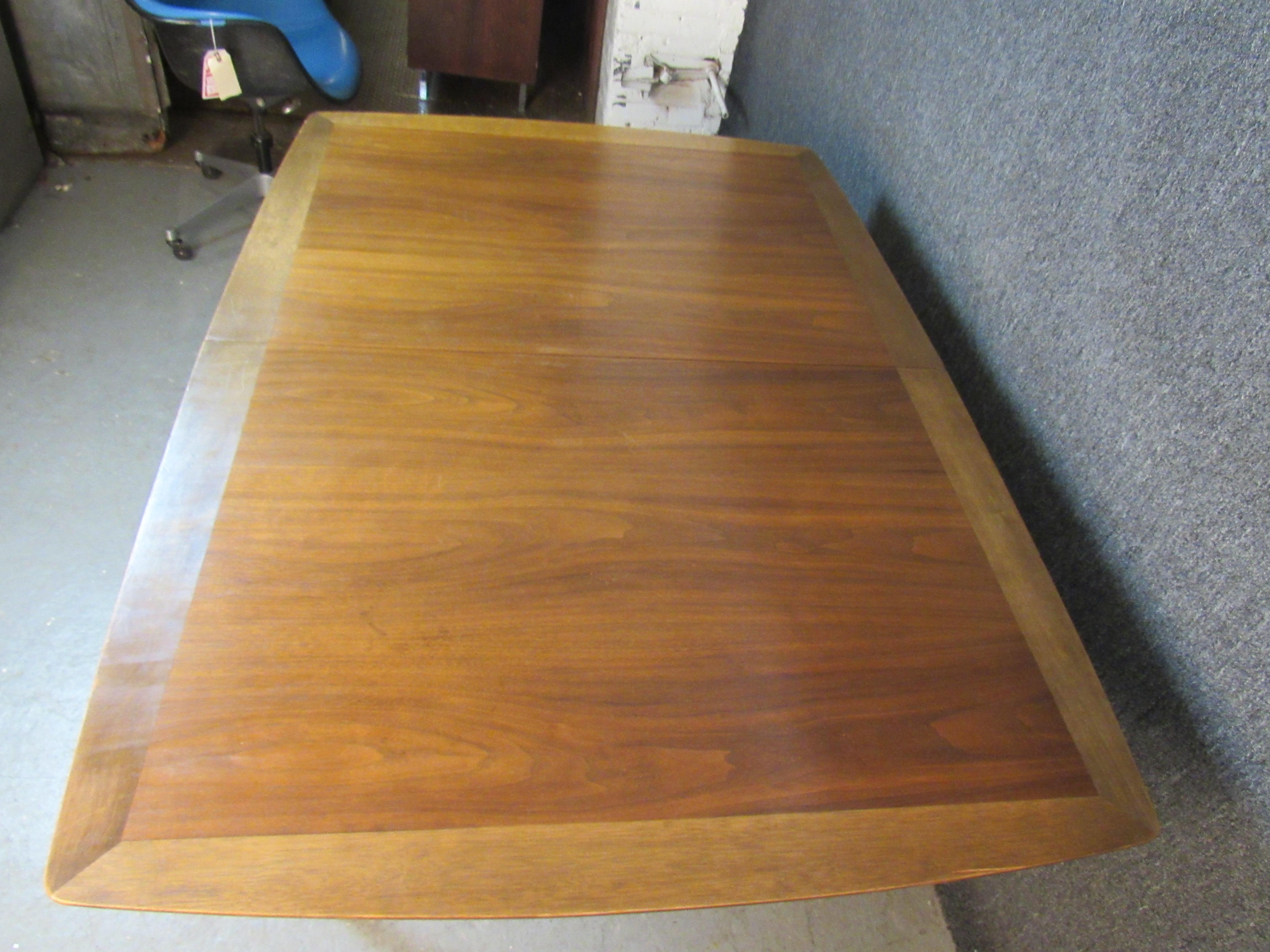 Carved Mid-Century Sculptural Dining Table by Blowing Rock Furniture For Sale