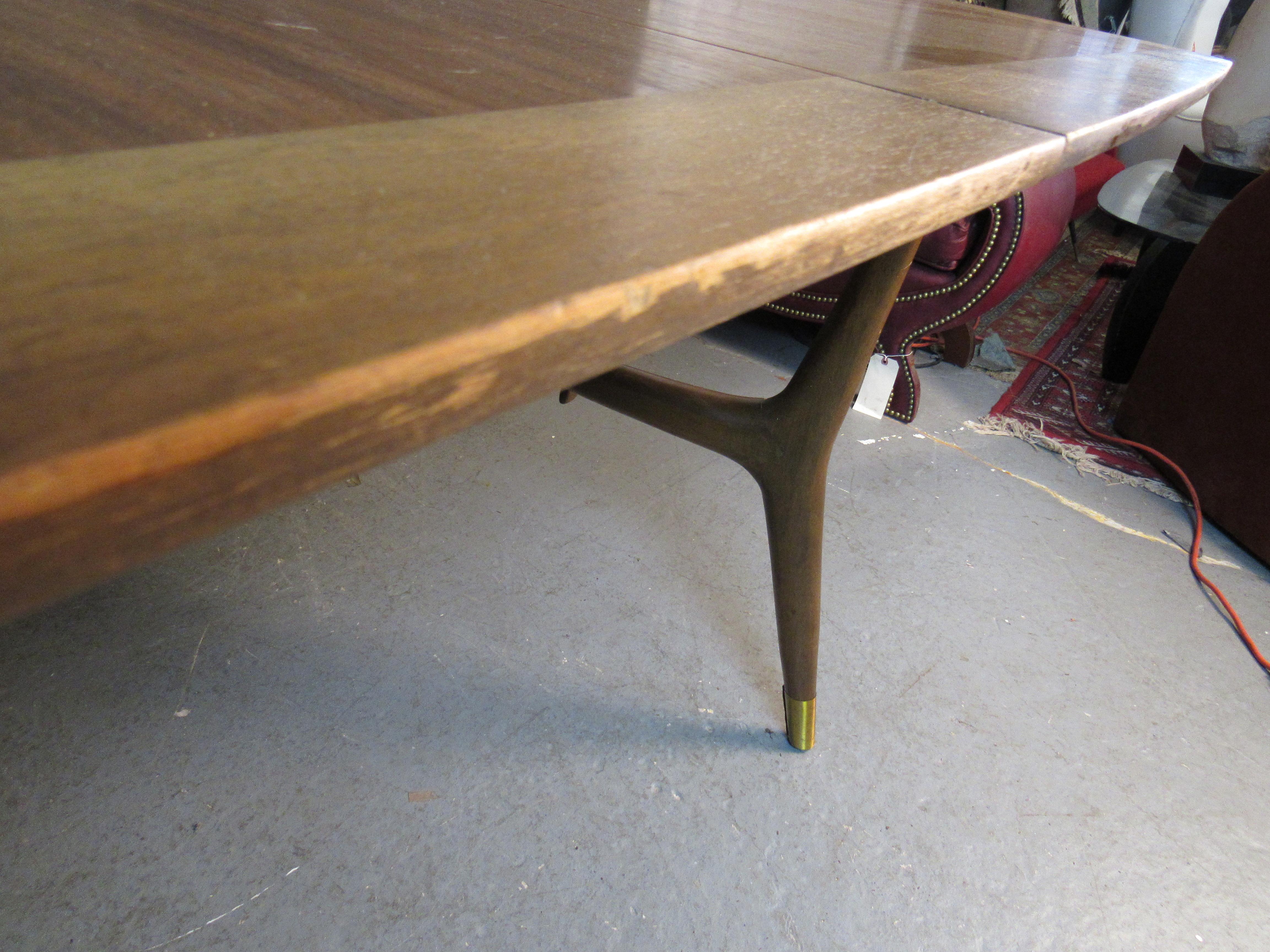 Brass Mid-Century Sculptural Dining Table by Blowing Rock Furniture For Sale