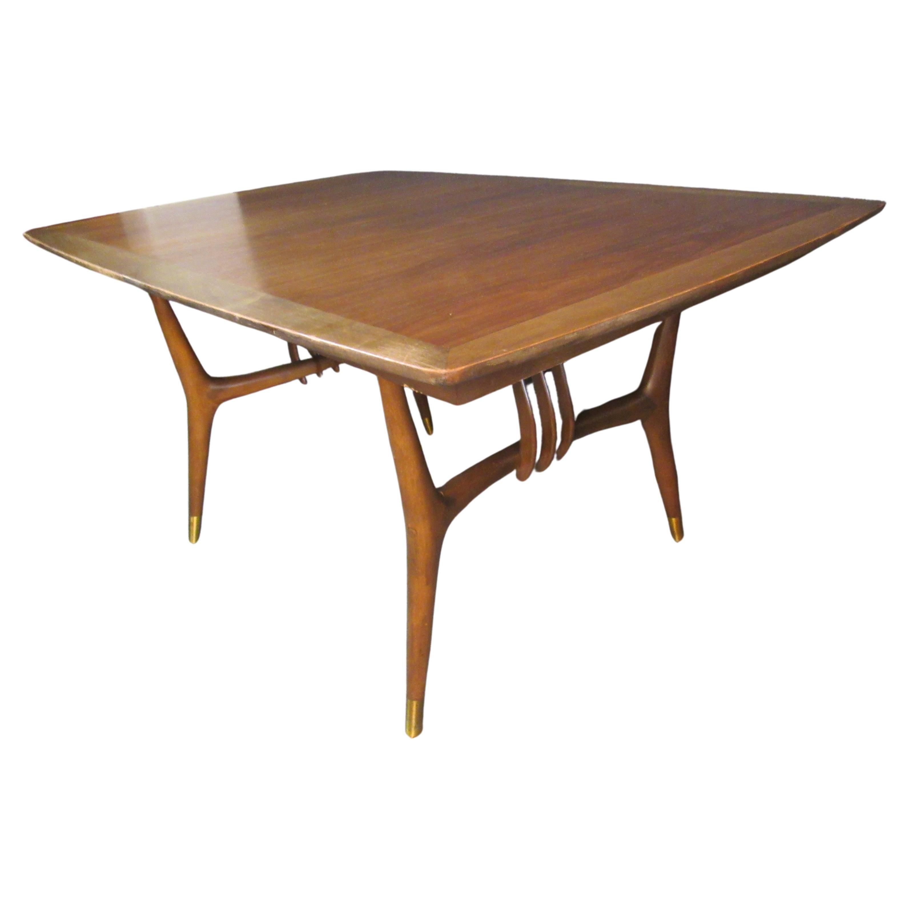 Mid-Century Sculptural Dining Table by Blowing Rock Furniture For Sale