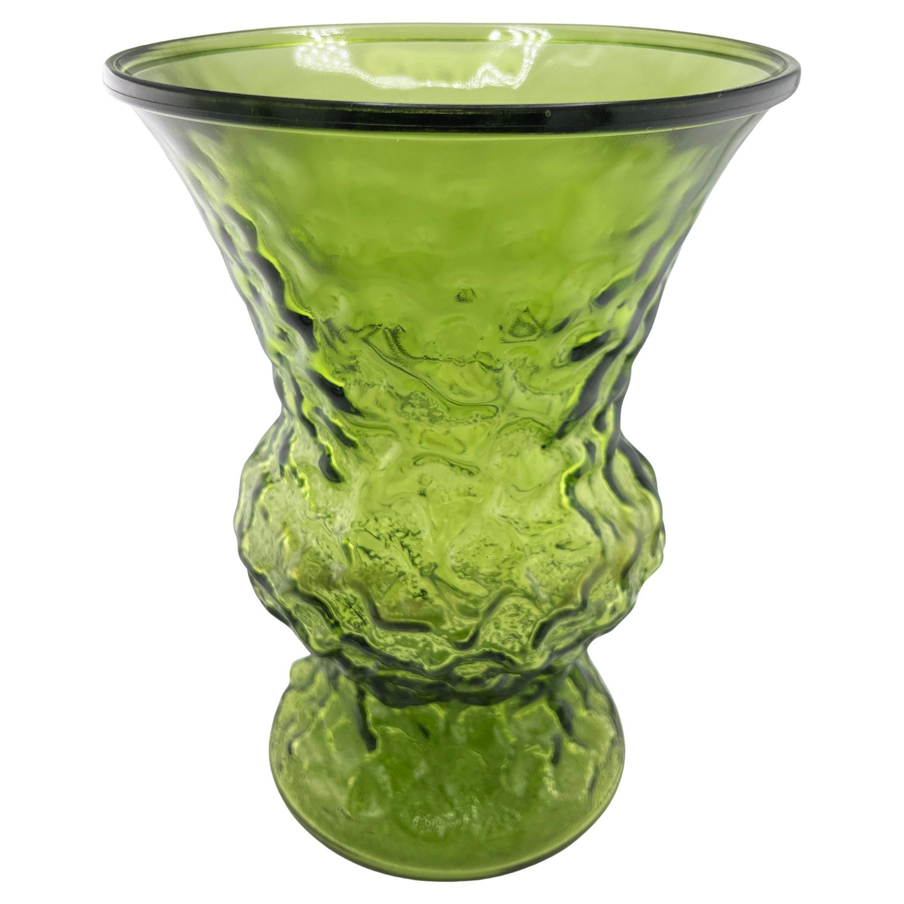 Vaso scultoreo in vetro artistico verde di metà secolo - Vaso in vetro avocado testurizzato