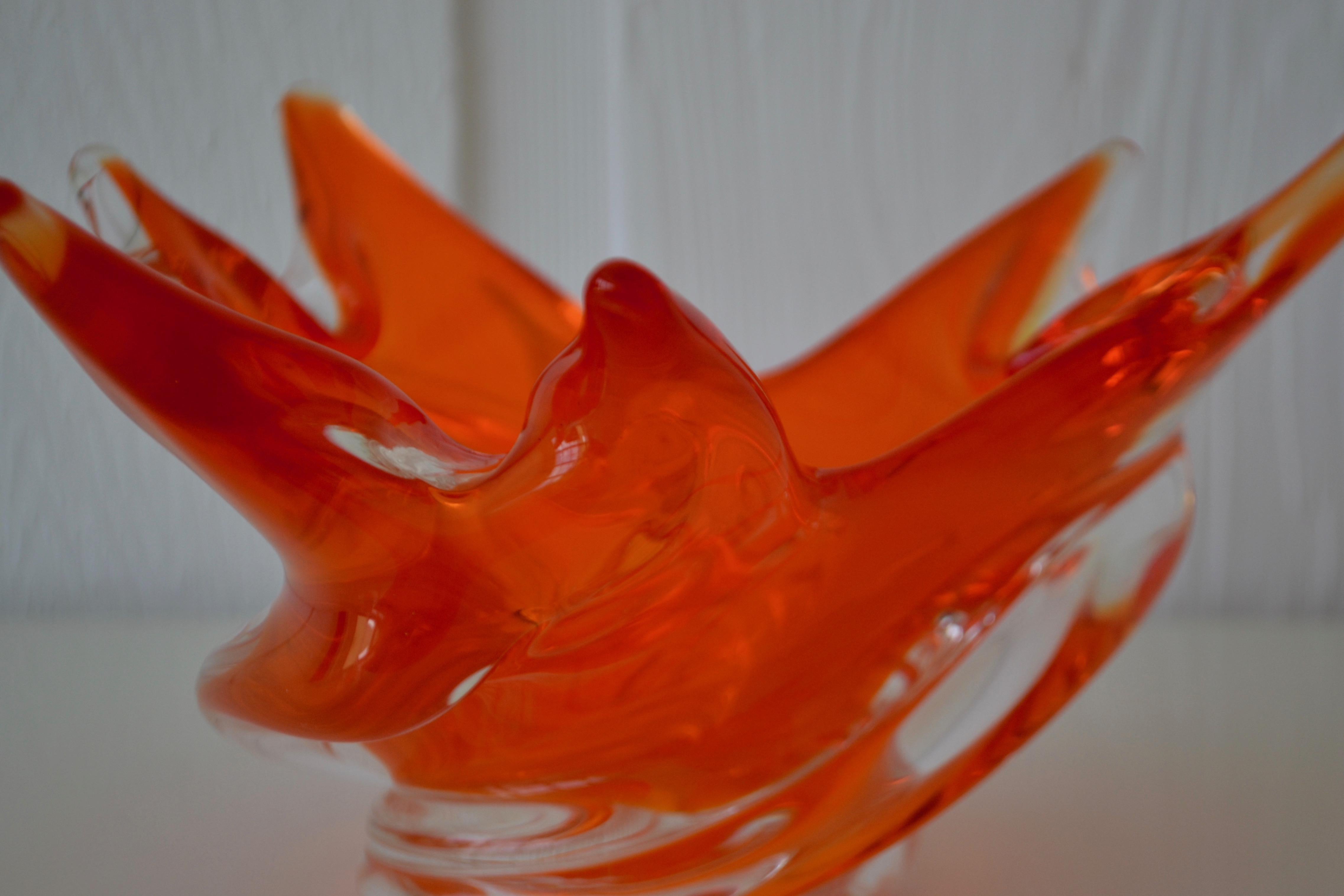 Mid-Century Sculptural Hand Blown Glass Bowl For Sale 1