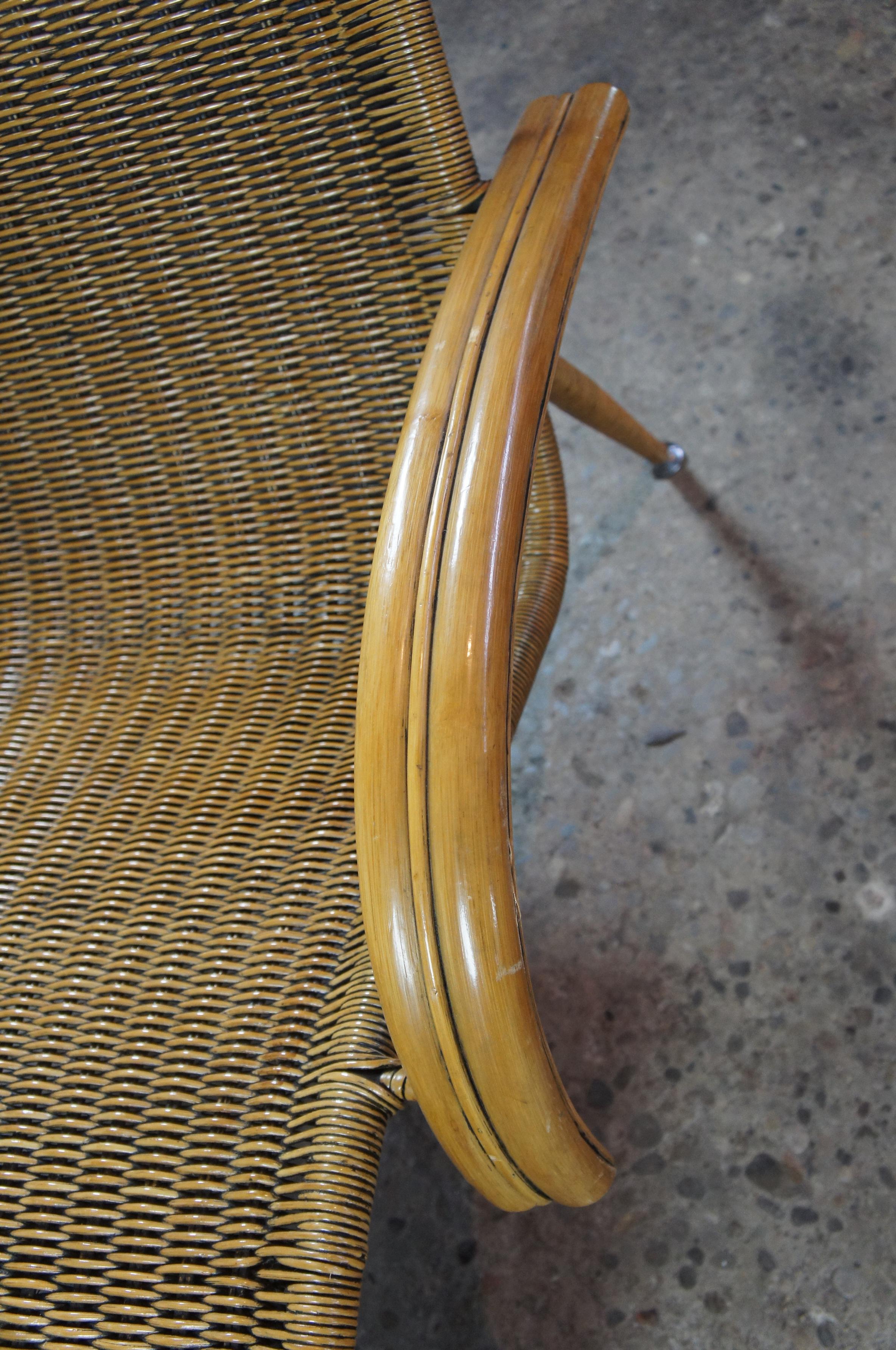 Midcentury Sculptural Italian Modern Cane and Bamboo Chaise Lounge Patio Chair 2