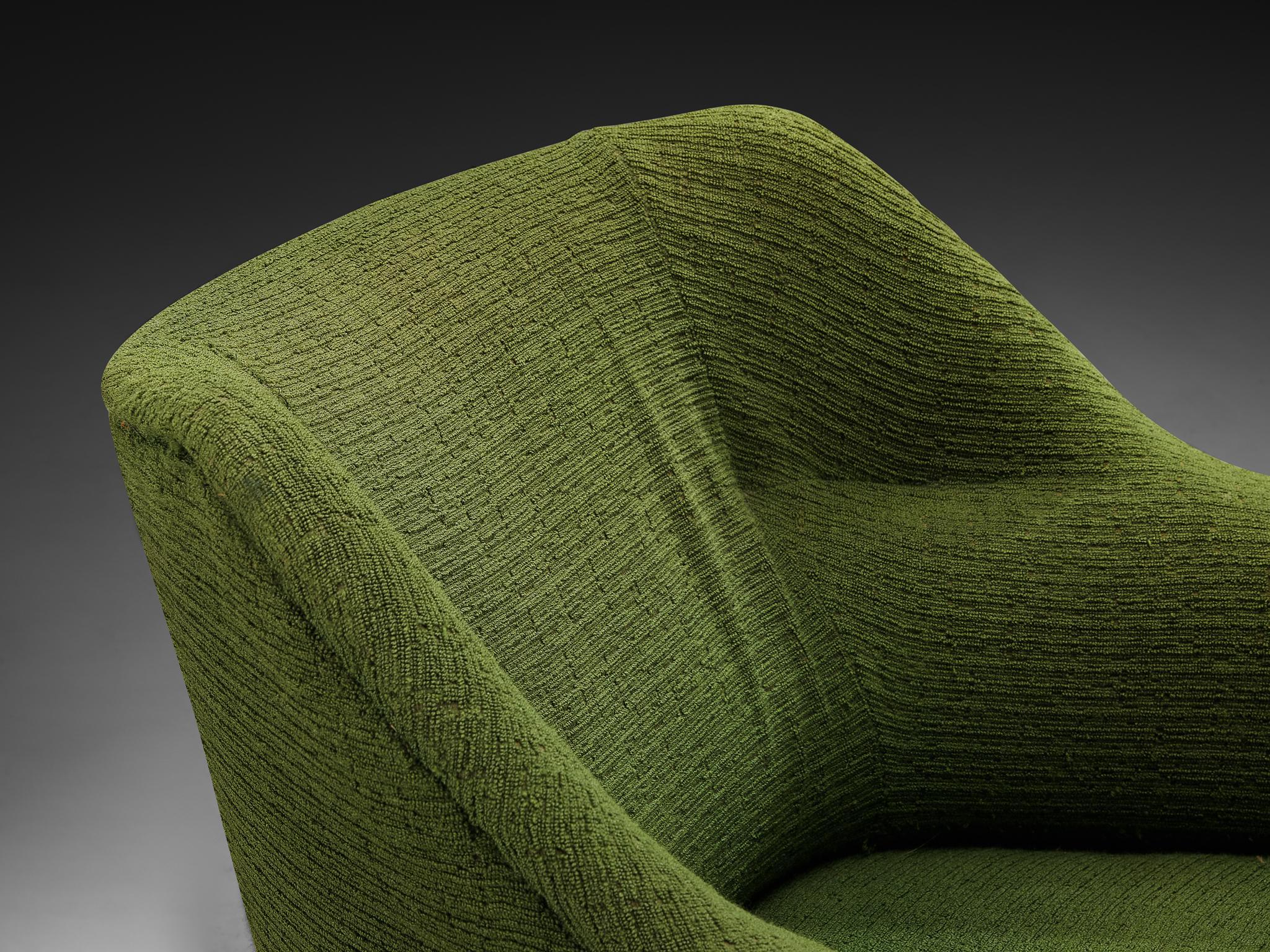 Milieu du XXe siècle Chaise longue sculpturale du milieu du siècle avec accoudoirs intégrés en vente