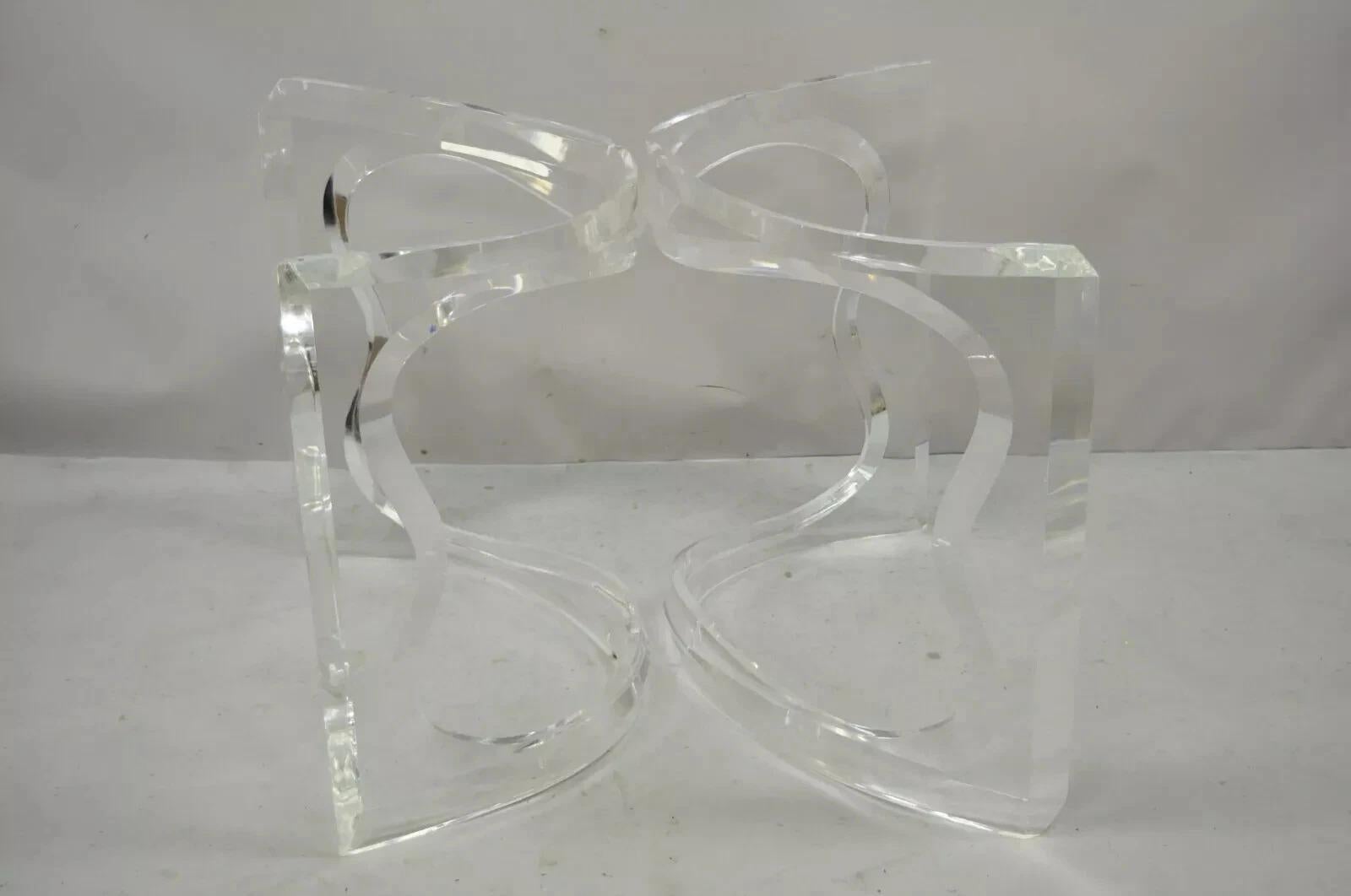 Pareja de bases de mesa de comedor de doble pedestal de lucita escultórica de mediados de siglo en venta 5