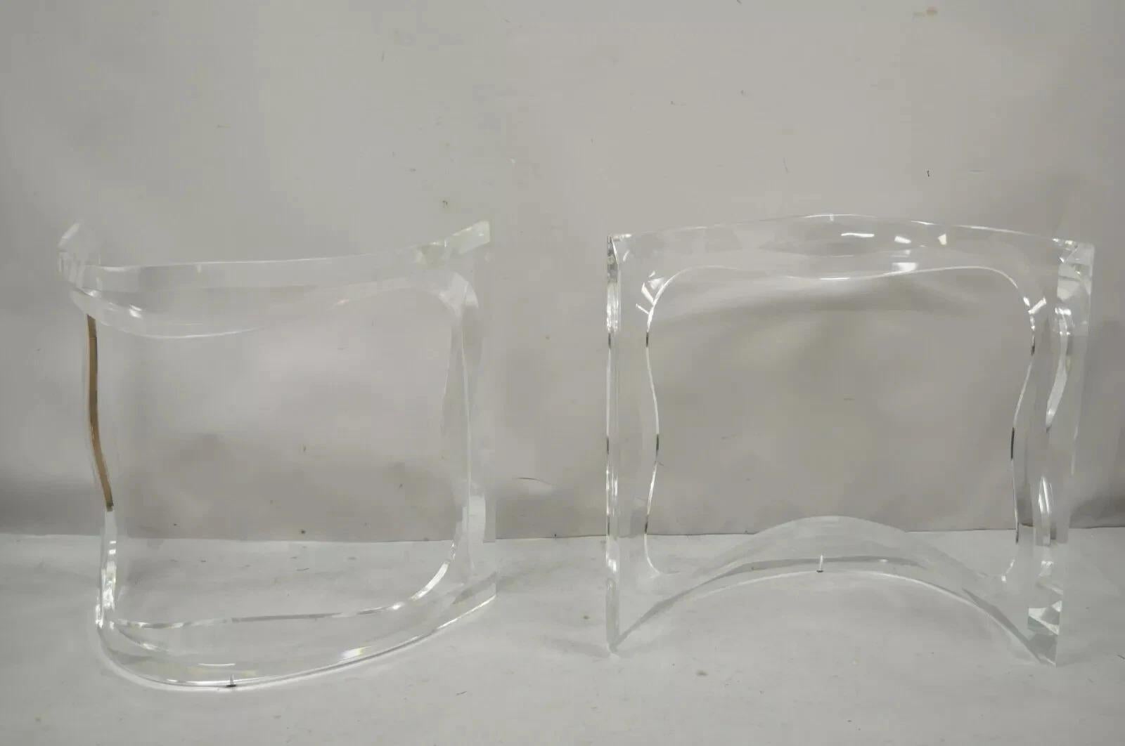 Pareja de bases de mesa de comedor de doble pedestal de lucita escultórica de mediados de siglo en venta 2