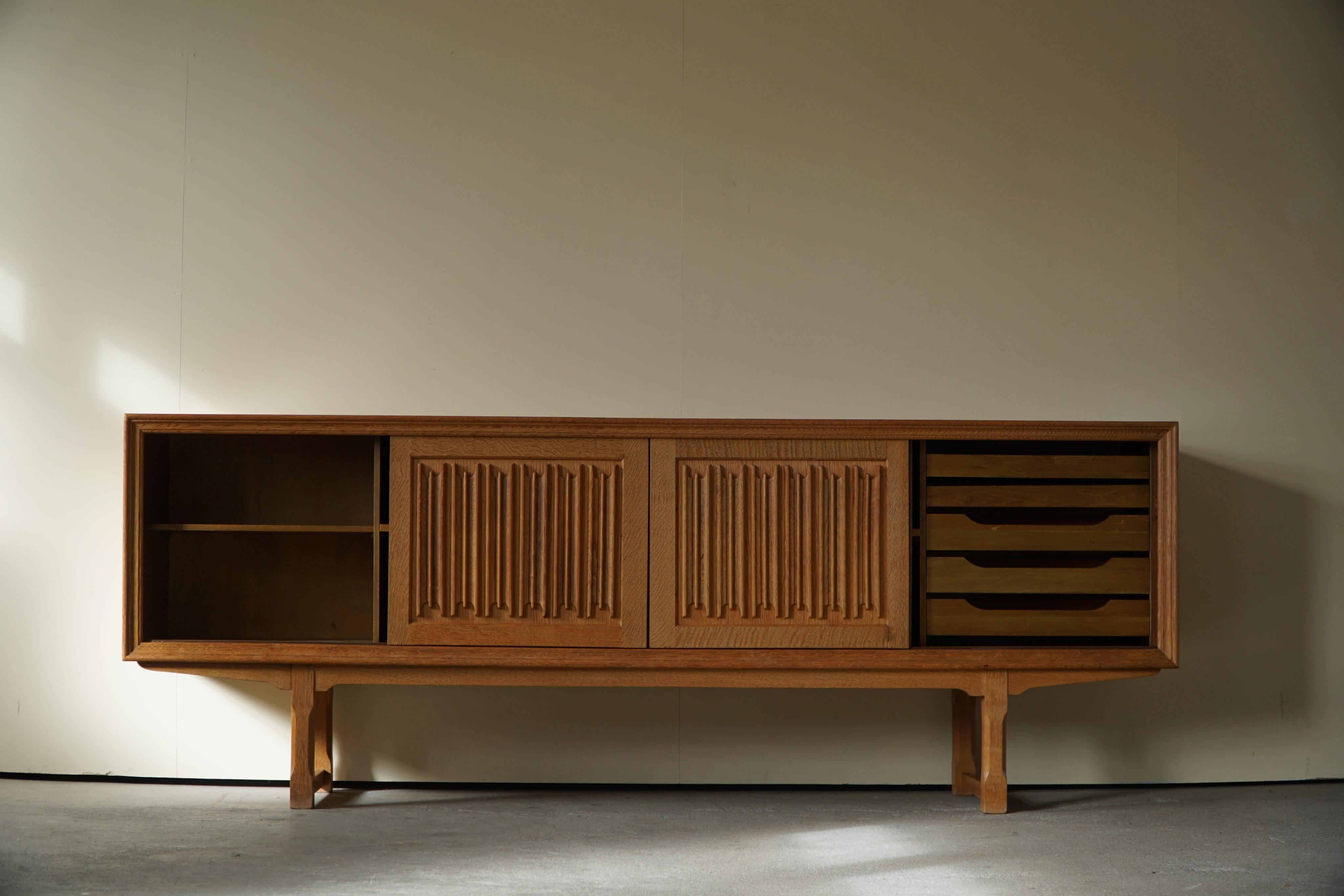 Midcentury Sculptural Sideboard in Oak, Made by a Danish Cabinetmaker, 1960s 1
