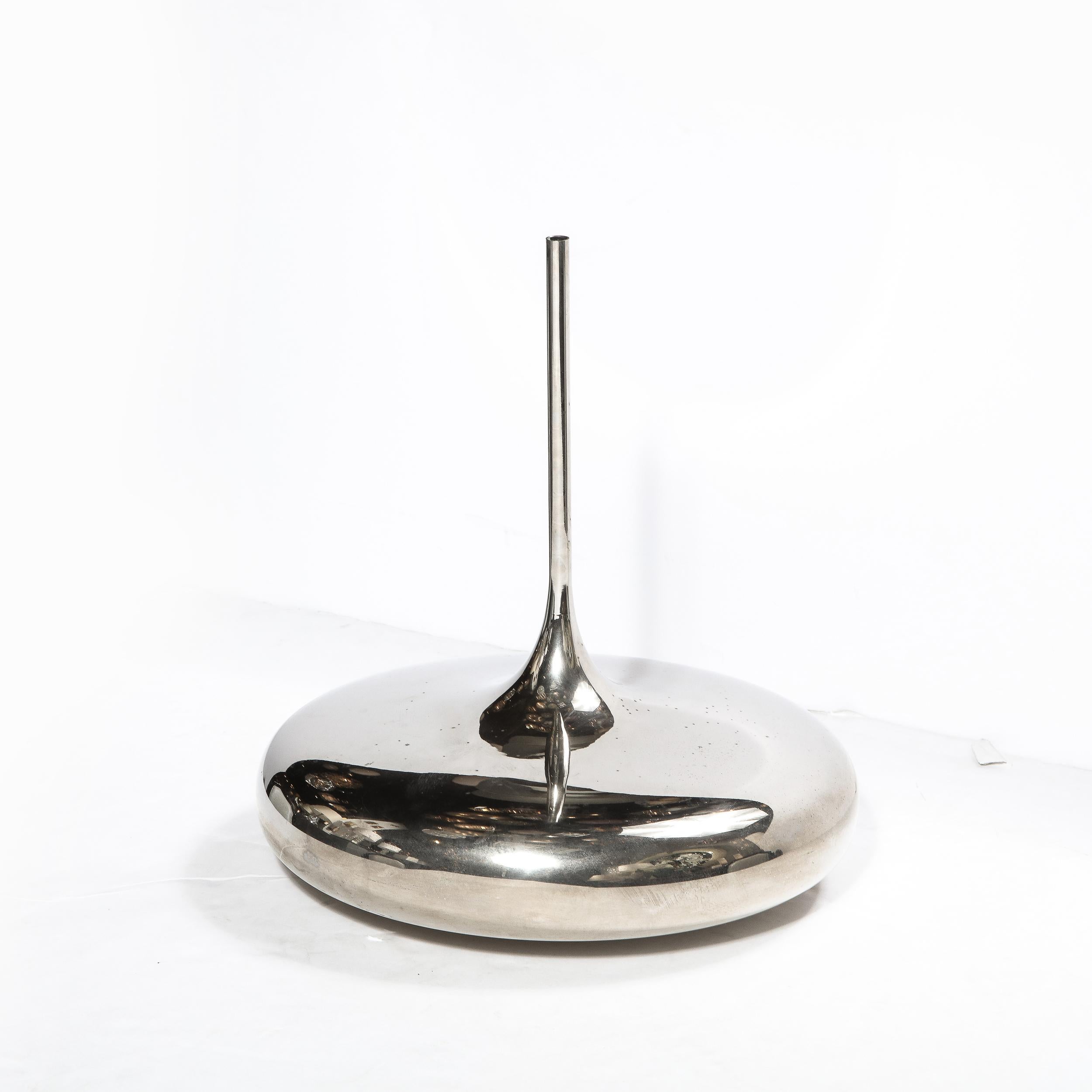 Vaso scultoreo sinuoso di metà secolo con collo allungato in cromo lucido in vendita 1