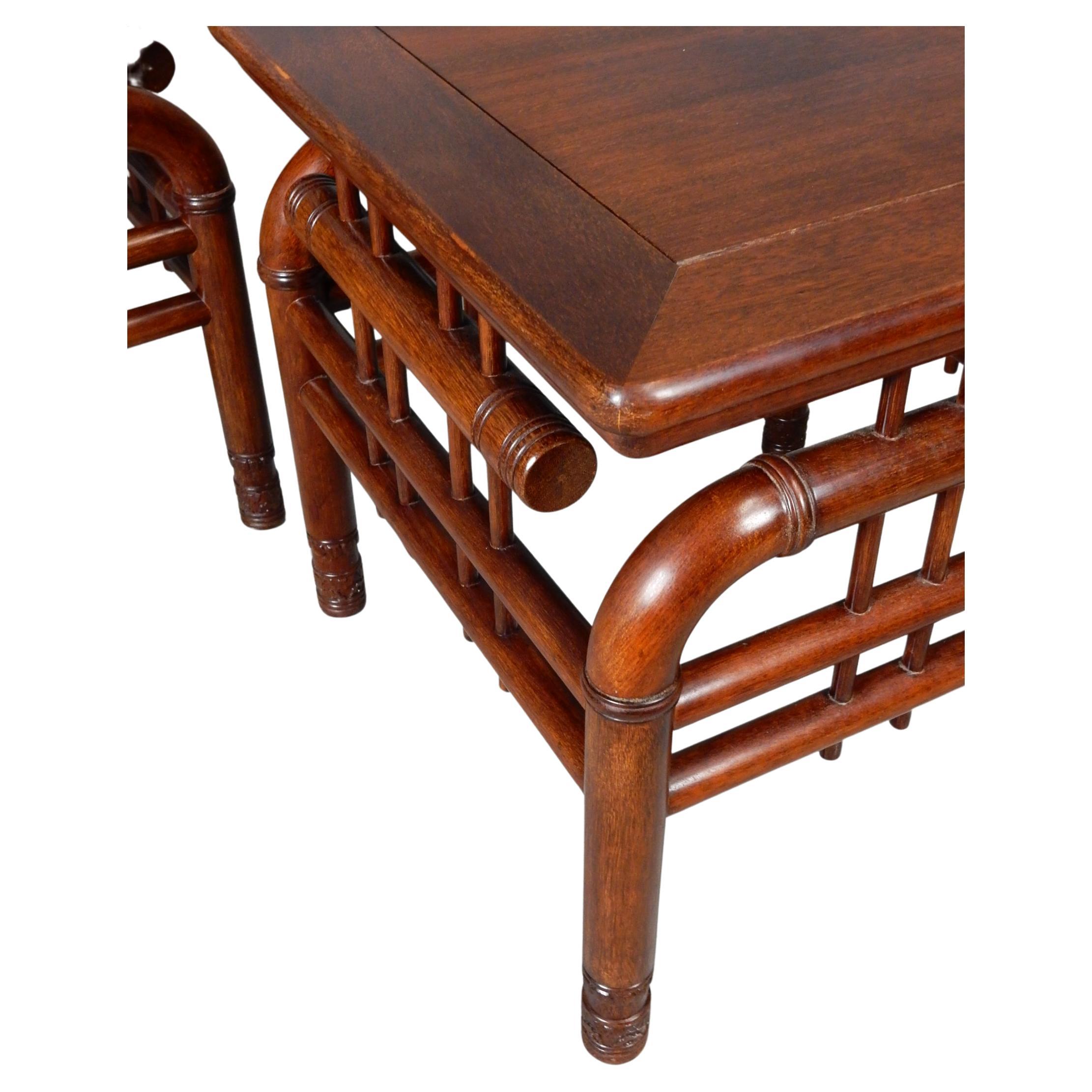 Mid-Century Modern Tables de canapé sculpturales en teck et bois de bentwood du milieu du siècle dernier en vente