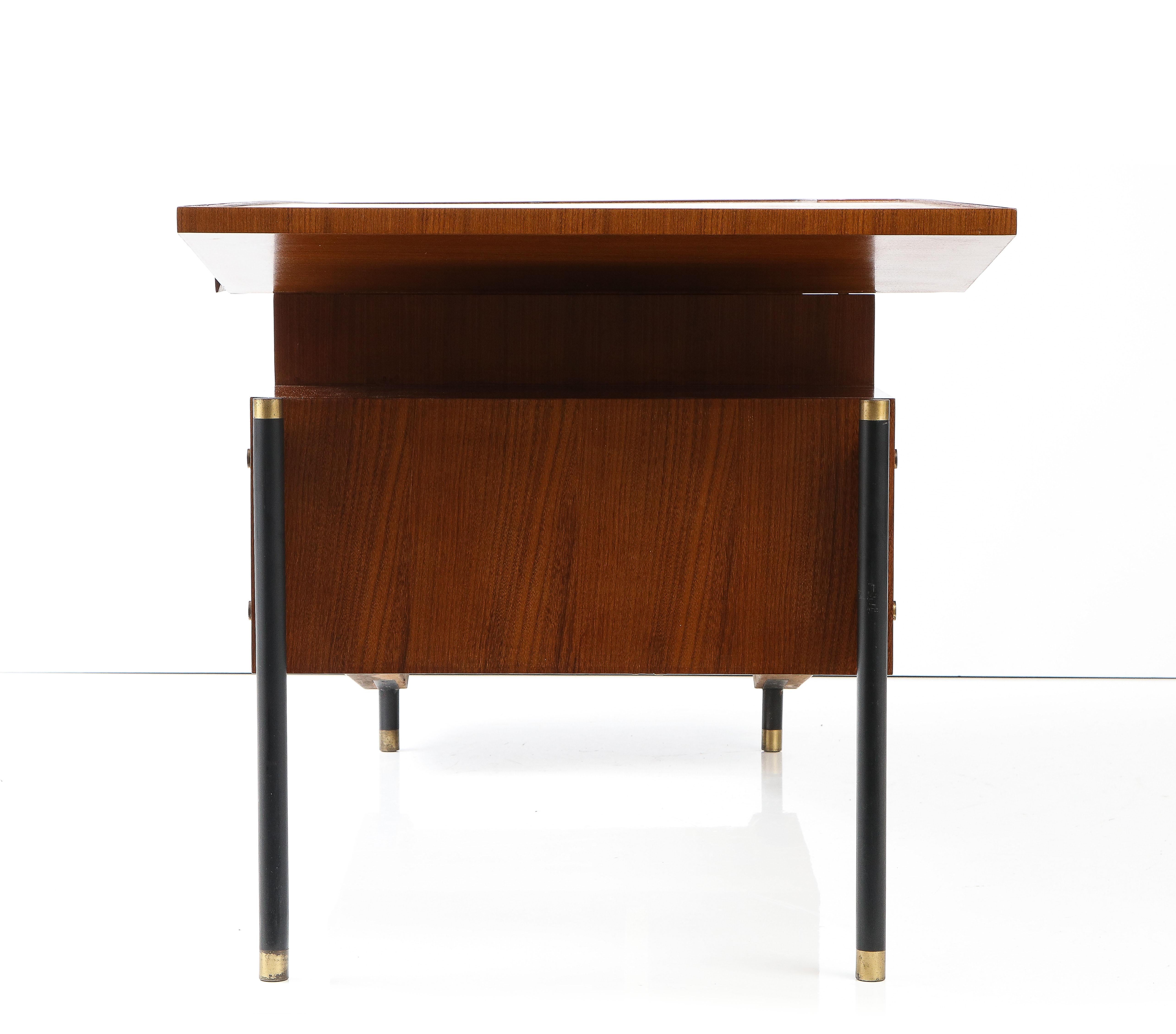 Midcentury Sculptural Writing Desk in the Style of Ico Parisi, Italy, circa 1960 For Sale 4
