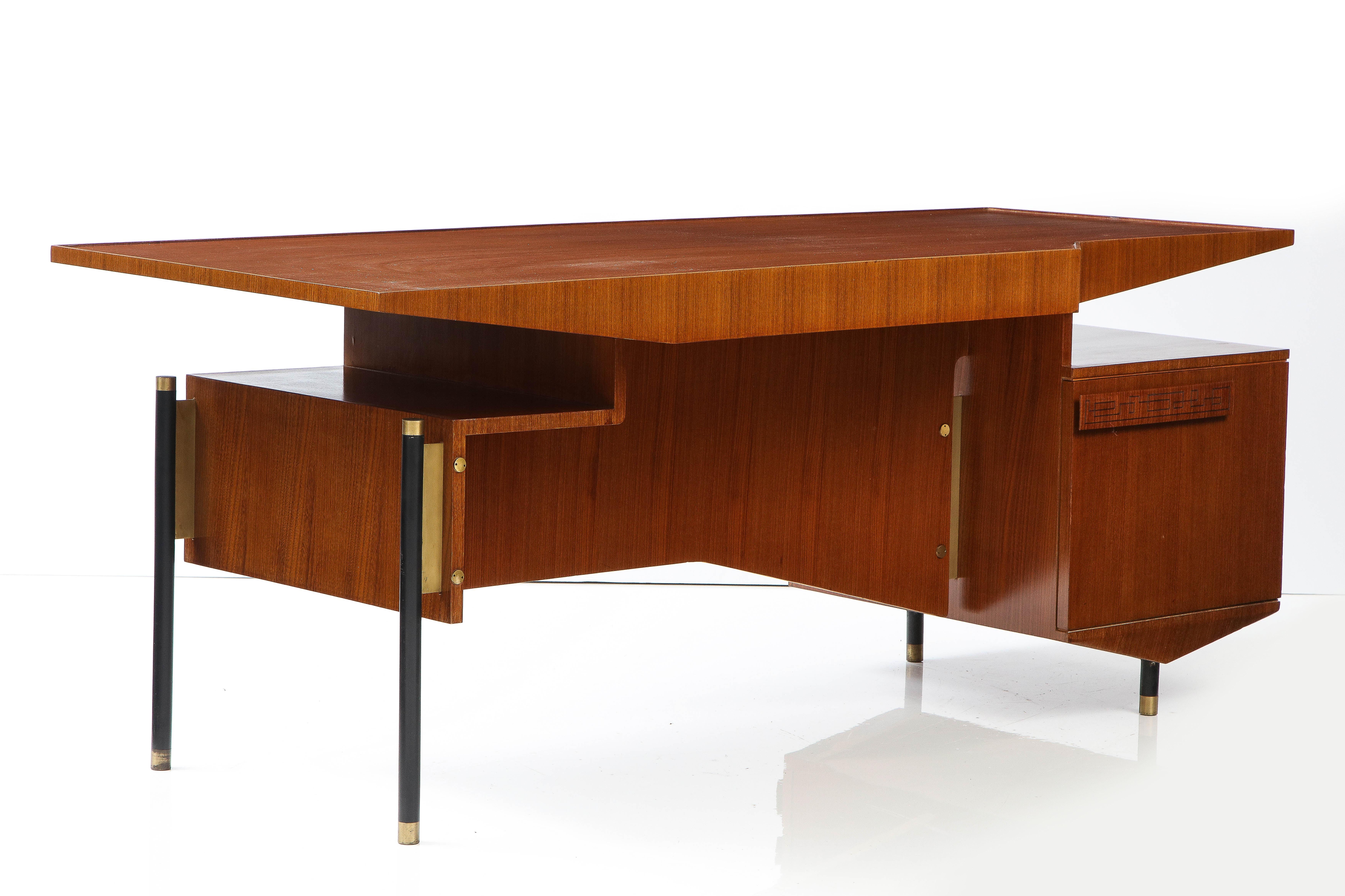 Midcentury Sculptural Writing Desk in the Style of Ico Parisi, Italy, circa 1960 For Sale 5