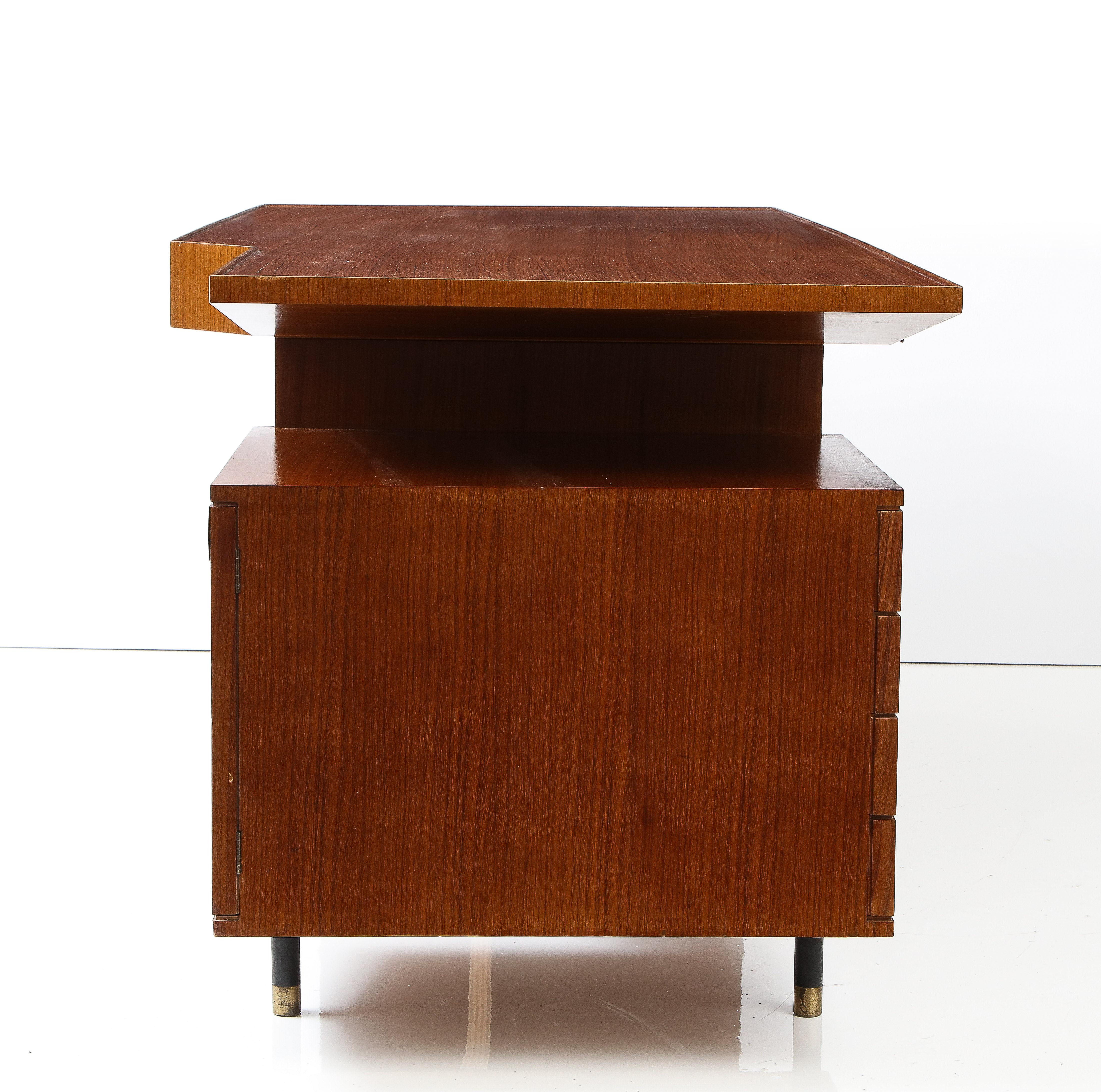 Midcentury Sculptural Writing Desk in the Style of Ico Parisi, Italy, circa 1960 For Sale 9