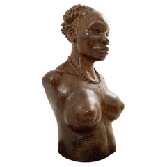 Sculpture du milieu du siècle Buste africain en wengé, Congo, années 1960