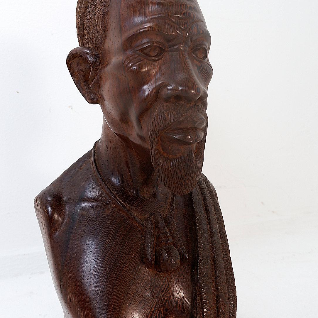 Mid Century Sculpture African bust in wenge - Congo For Sale 2