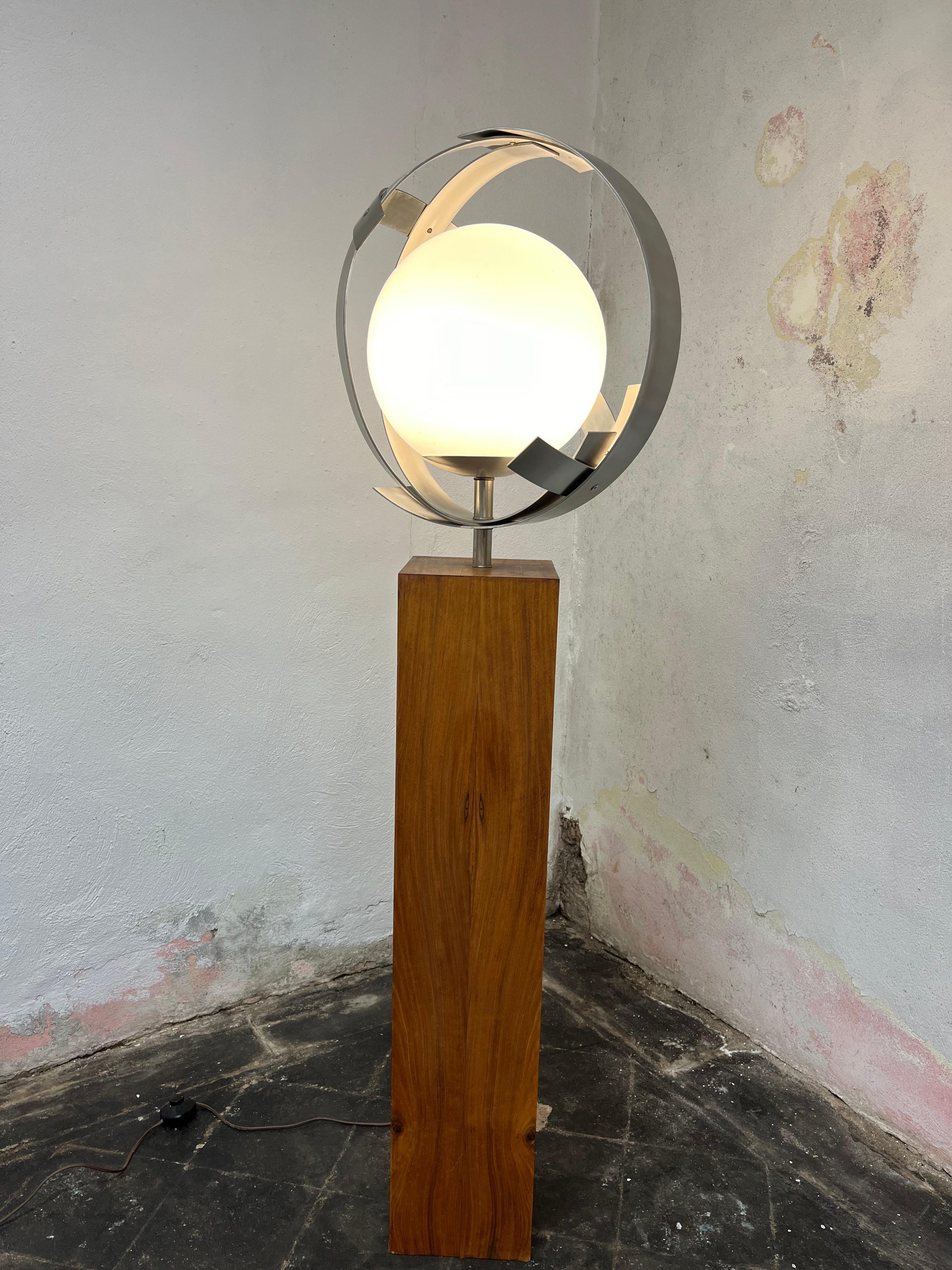Mid Century Sculpture Floor Lamp For Sale 1