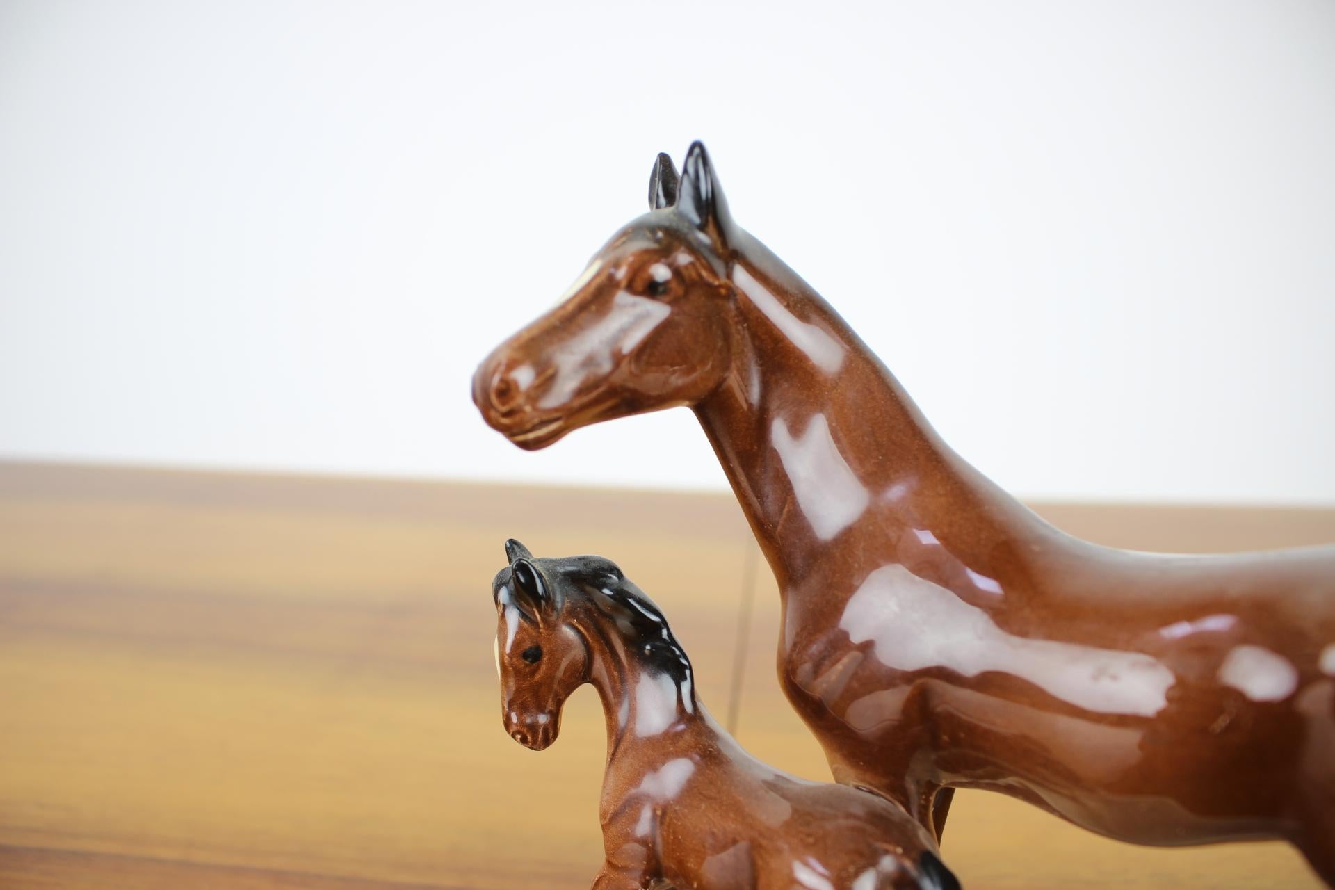 Mid-Century Sculpture of Horses, 1960s In Good Condition For Sale In Praha, CZ
