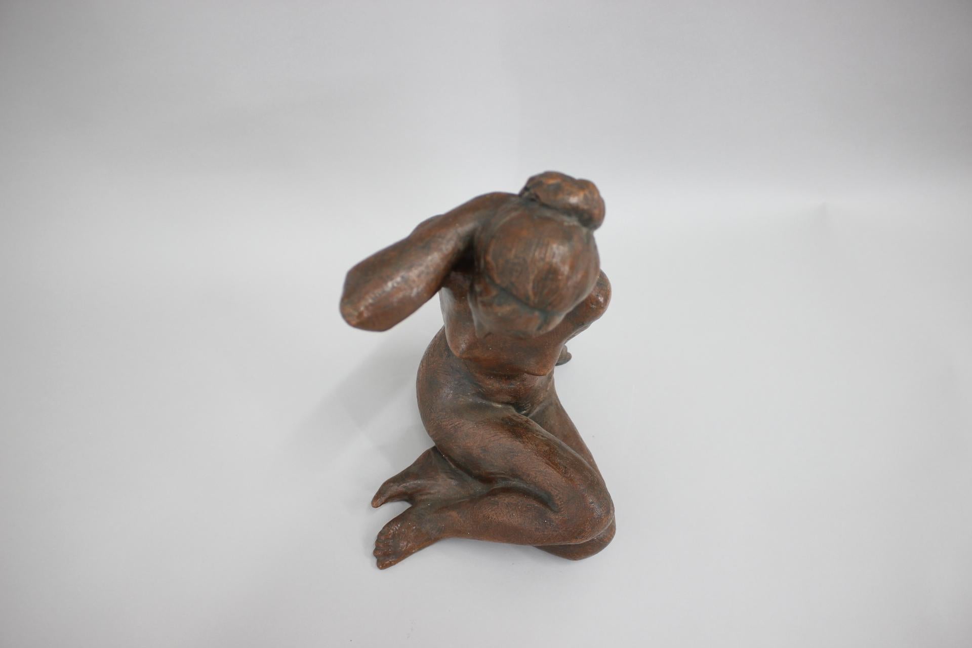 Mid-Century Sculpture of Nude Sitting Women Designed by Jitka Forejtová, 1960s In Good Condition In Praha, CZ