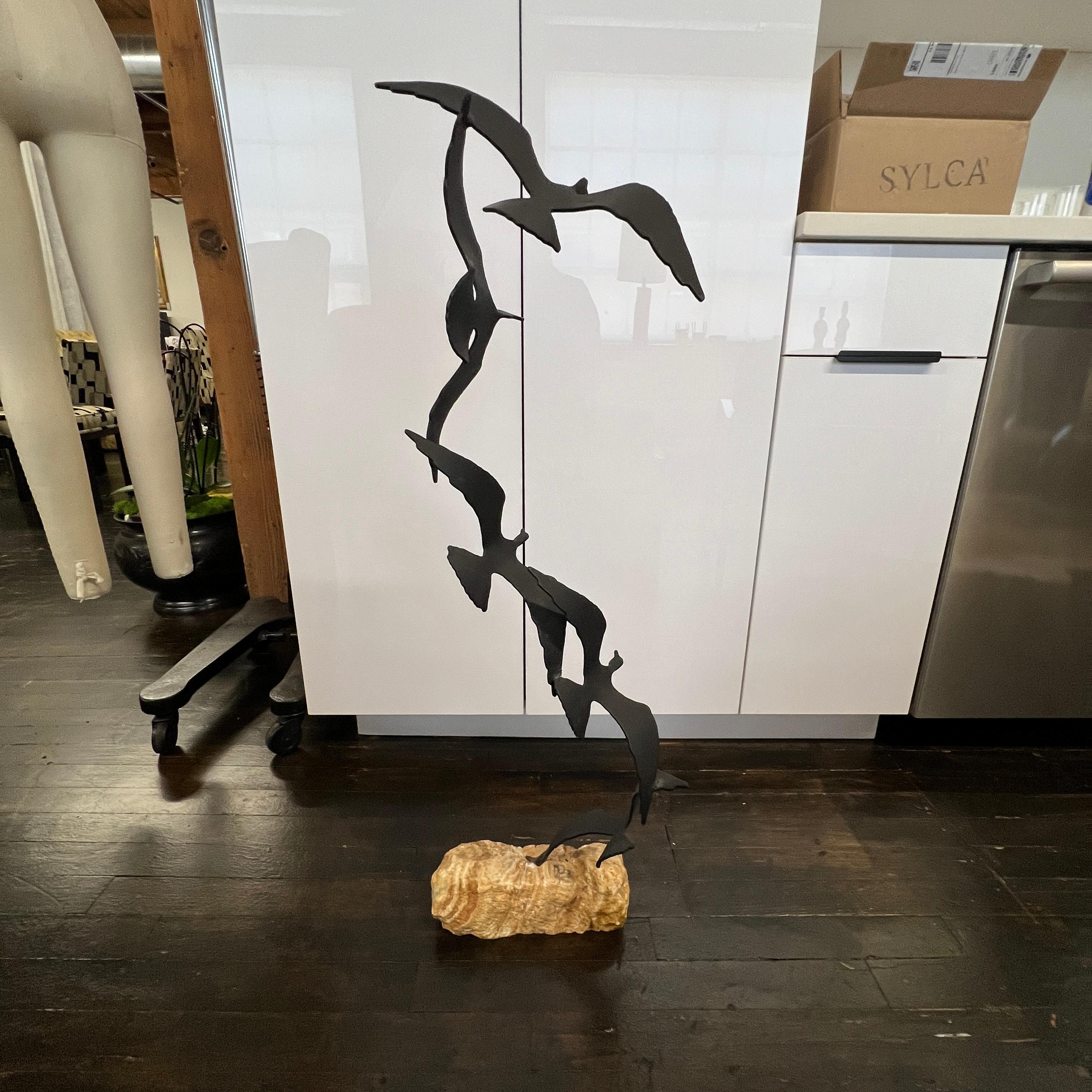 Scultura di gabbiani di metà secolo montata su onice di Bijan Bahar in vendita 4