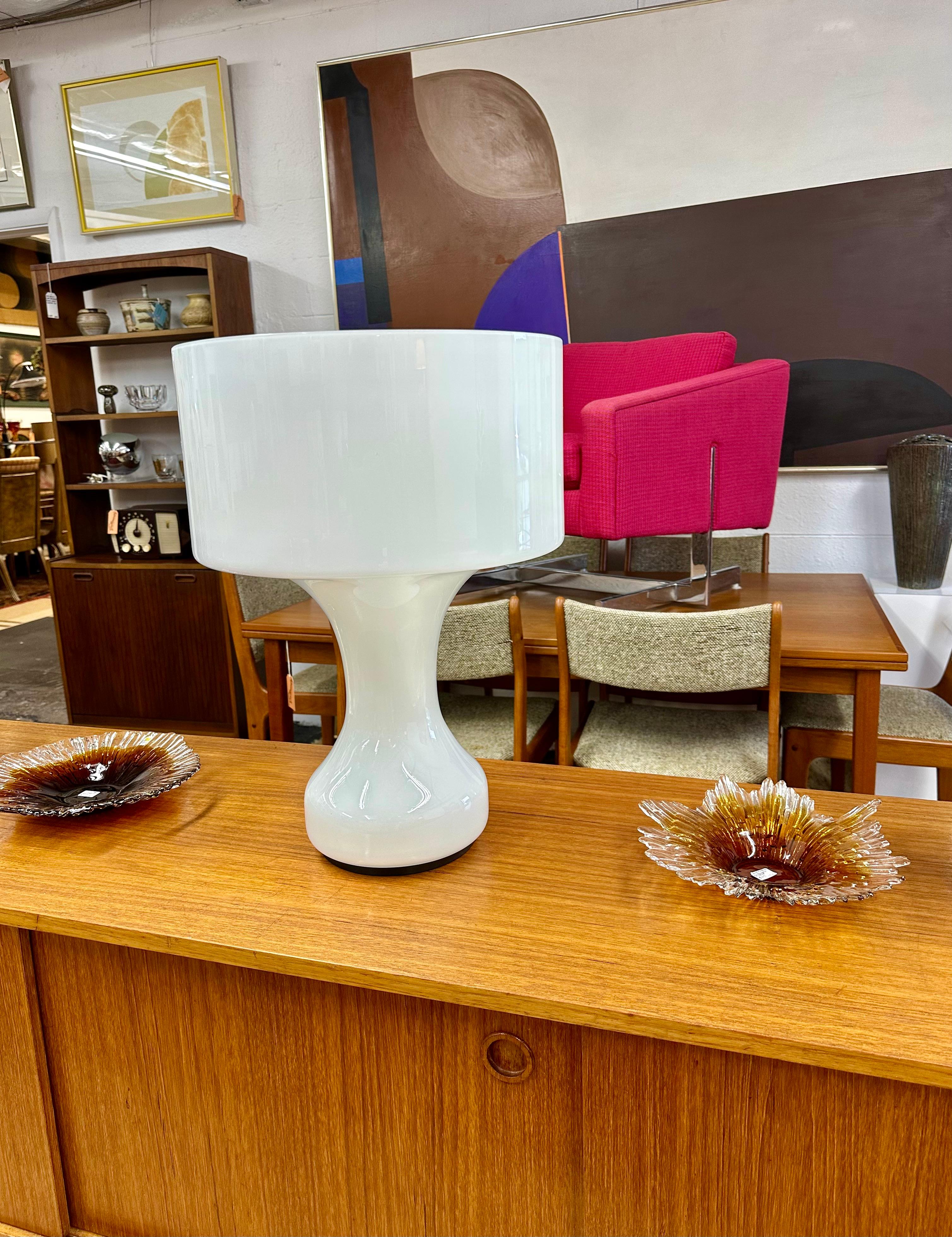 Lámpara de sobremesa de cristal Sebenica de mediados de siglo, de Enrico Capuzzo para Vistosi en venta 1