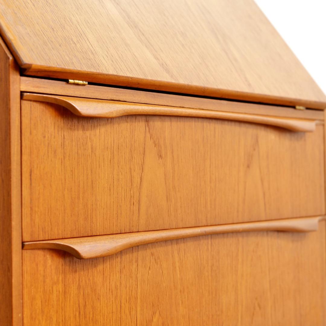 Mesa secreter de mediados de siglo de Sutcliffe of Todmorden en venta 4