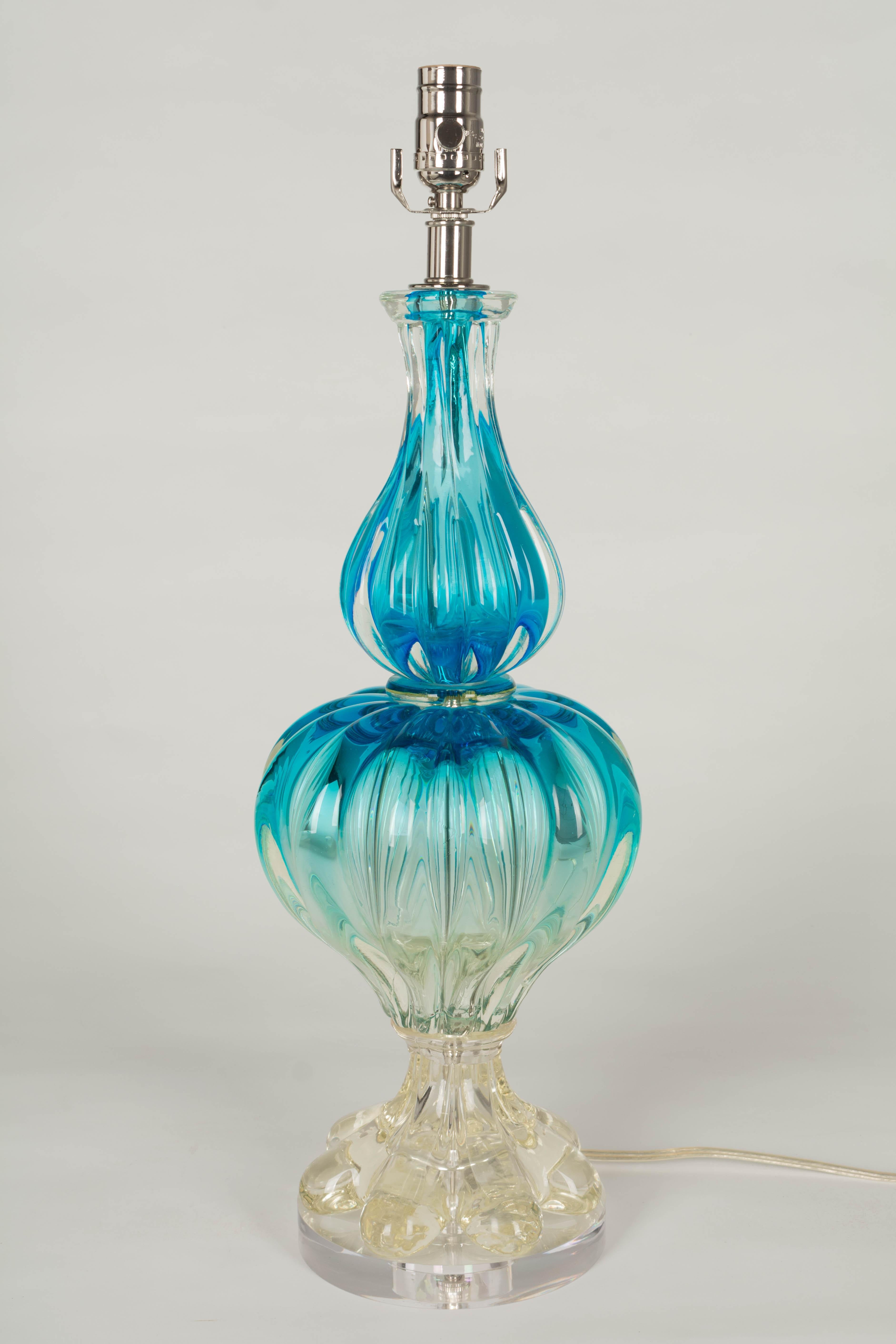 Italian Midcentury Seguso Murano Glass Lamp For Sale