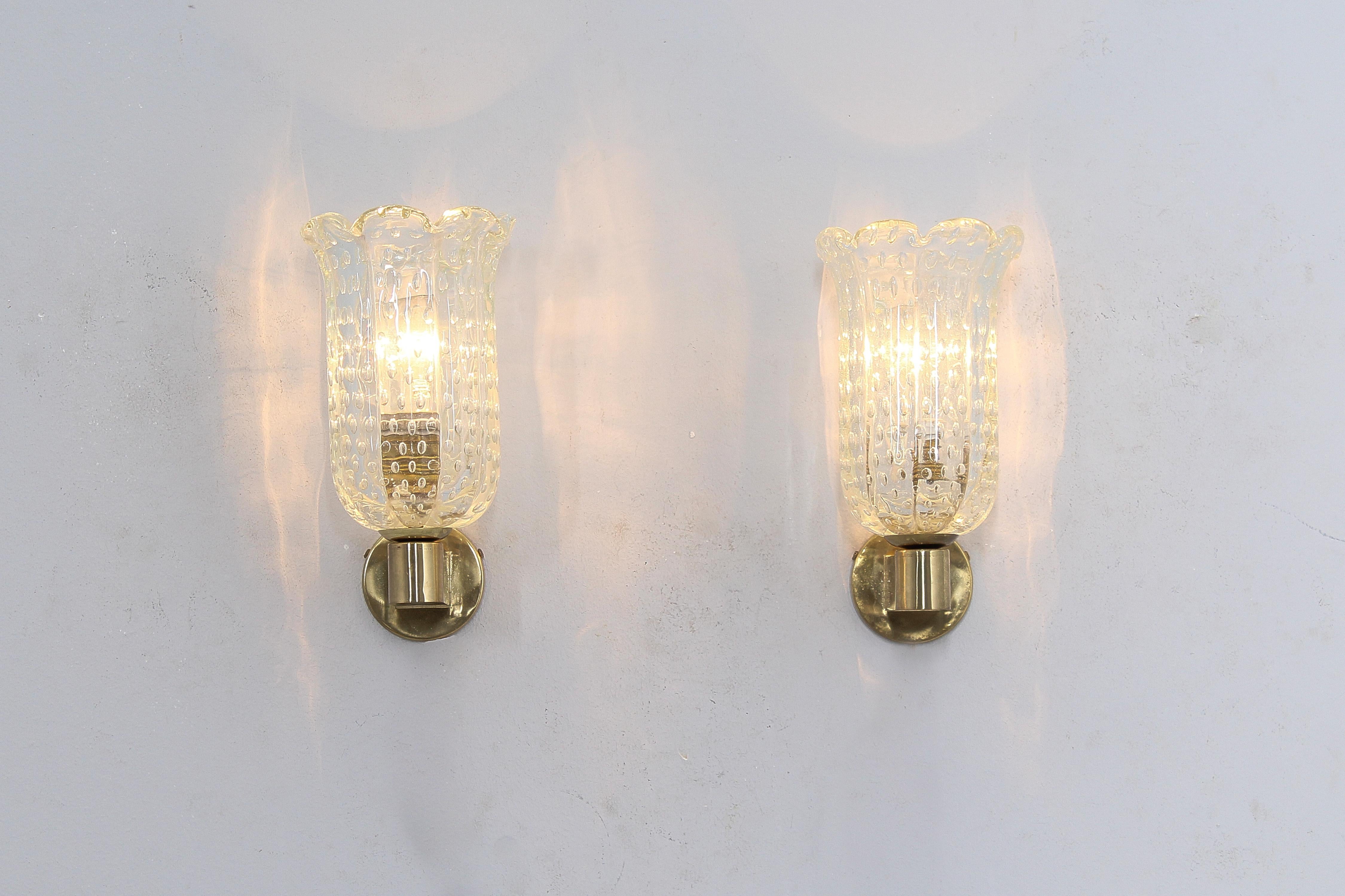 Mid-Century Seguso Ribbed Murano Bullicante Glass Sconces, 50s Italy, Set of 2 In Good Condition In Palermo, IT