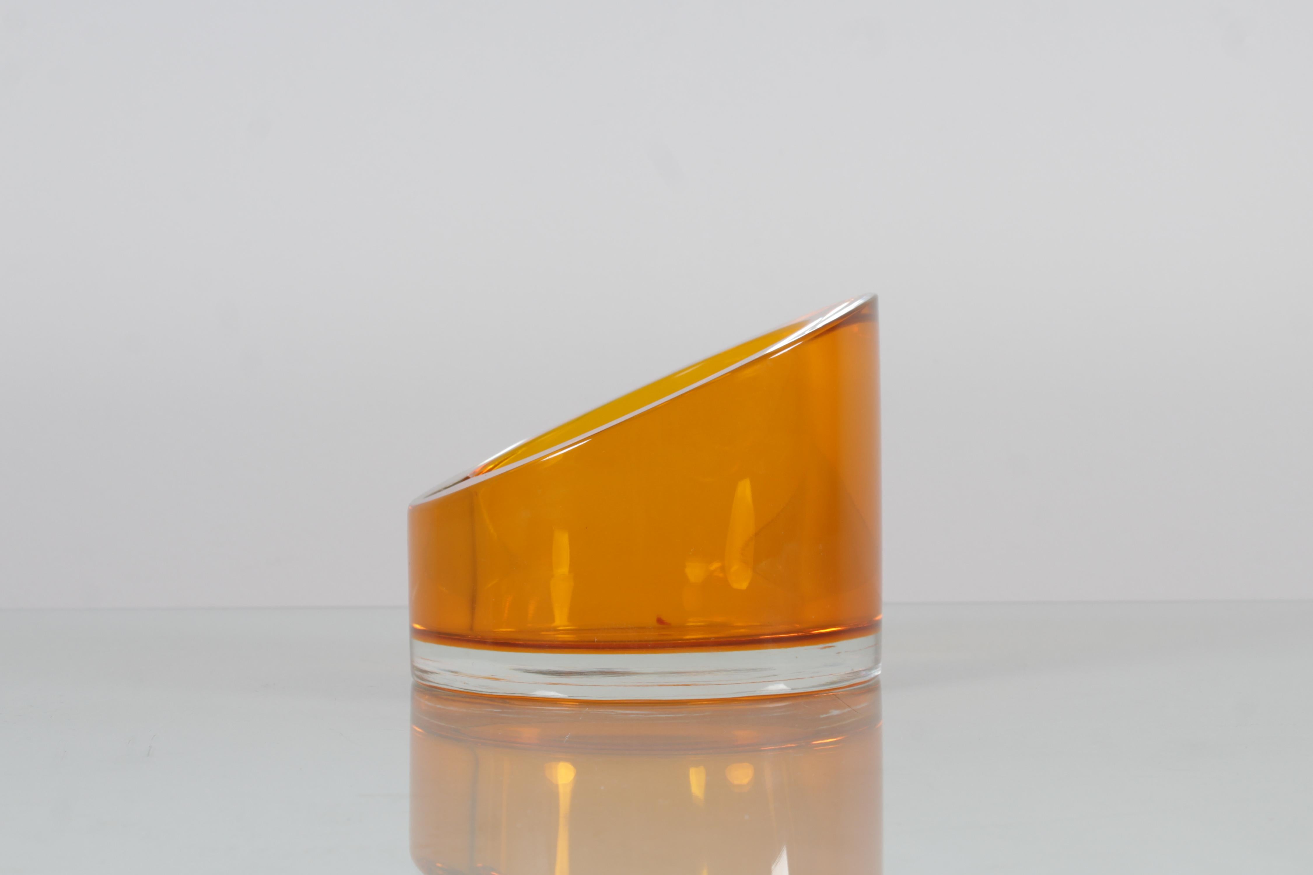 italien Cendrier en verre de Murano ambre, style Seguso, milieu du siècle, Italie des années 70 en vente