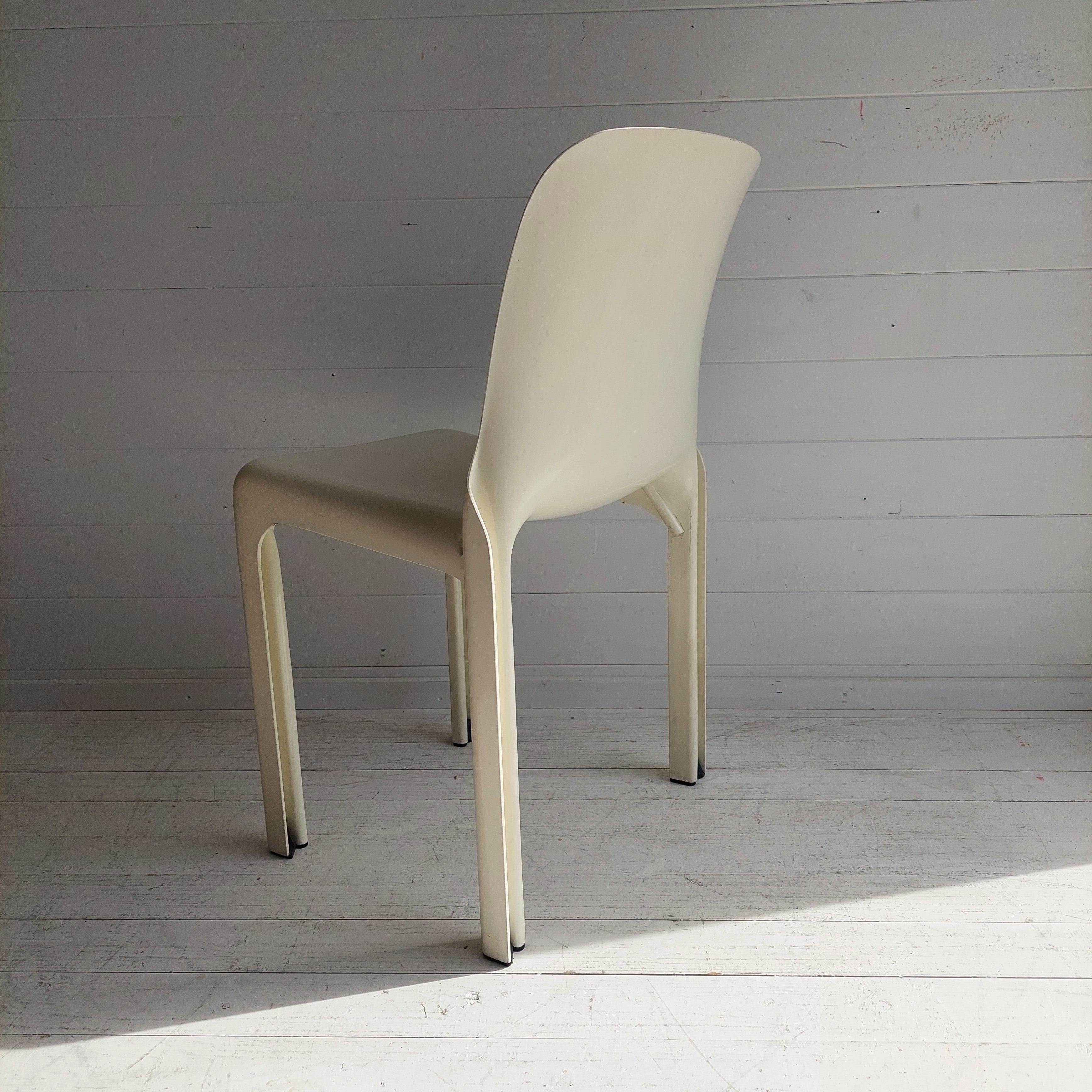 Fiberglass Mid Century 