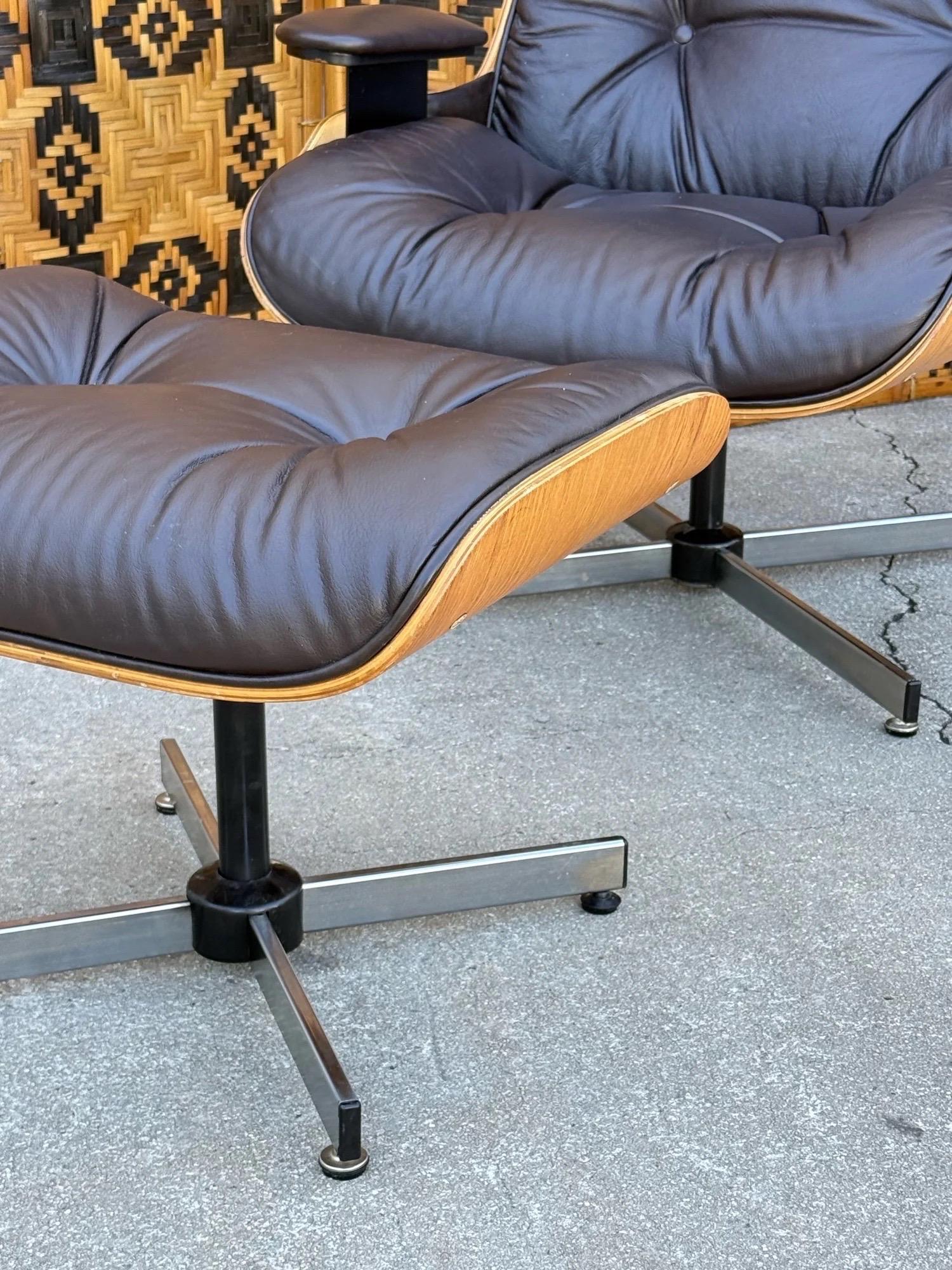 Salon et pouf Selig du milieu du siècle en vente 6